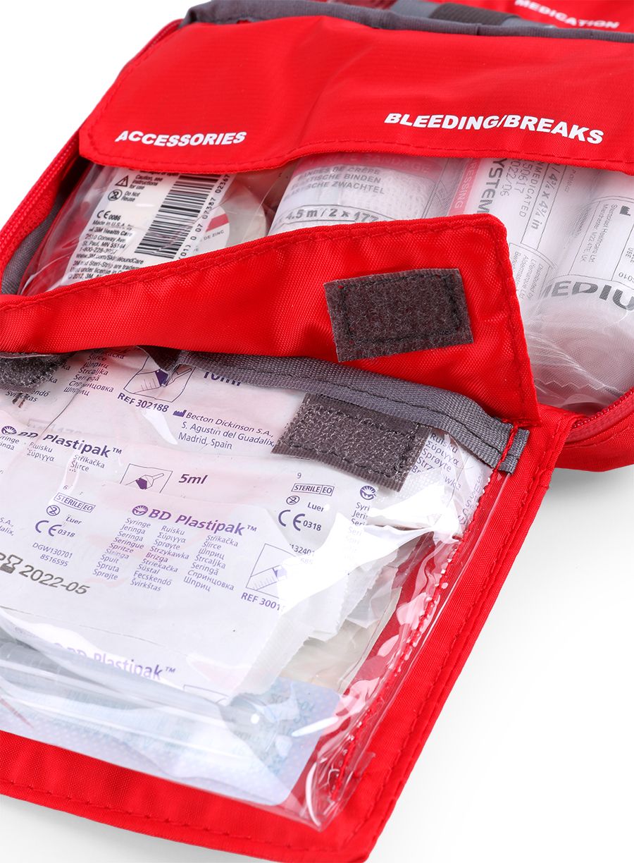 Аптечка Lifesystems Solo Traveller First Aid Kit