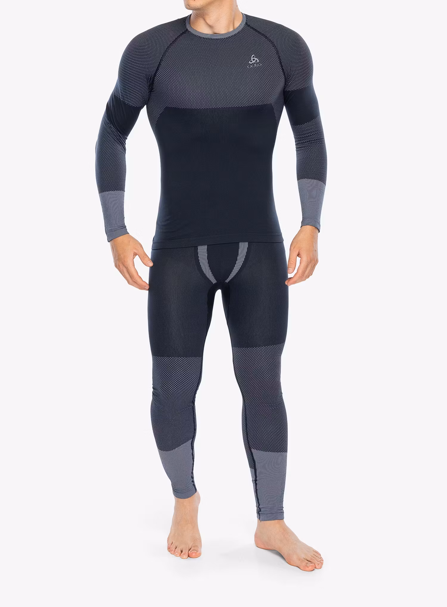 OdloFundamentalsPerformanceWarmSetLong_darksapphire_470.webp