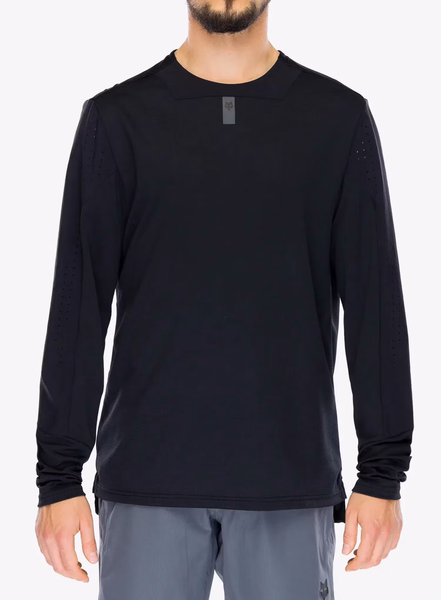 FoxDefendLSJerseyblack191972873539a.webp