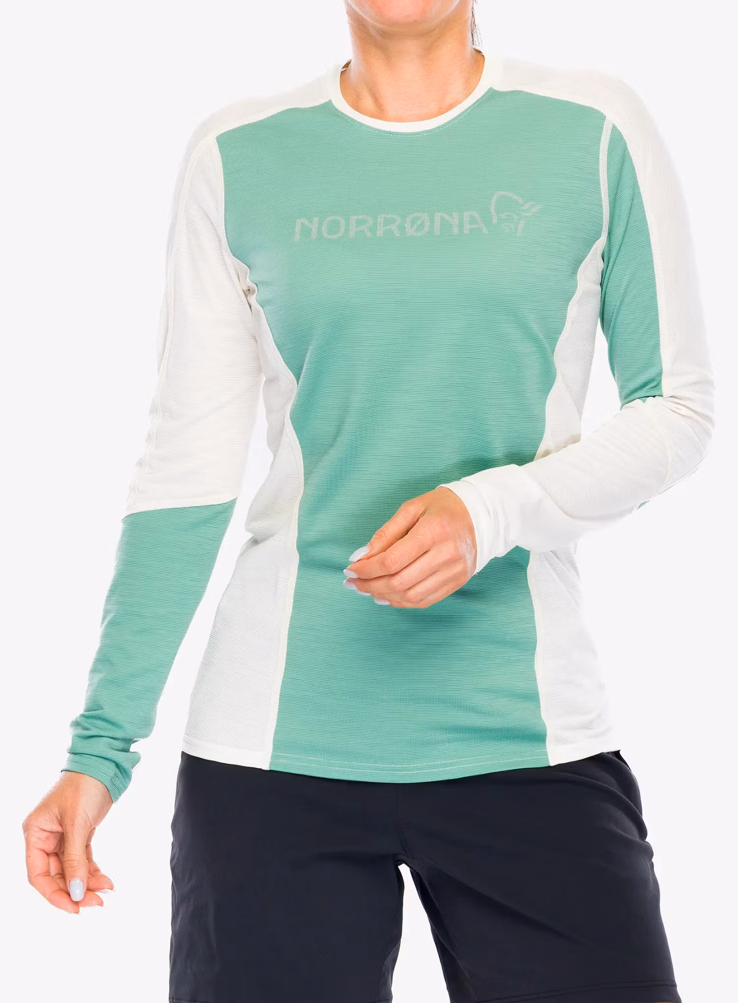 NorronaFalketindEqualiserMerinoRoundNeck_malachitegree7042698543202a.webp