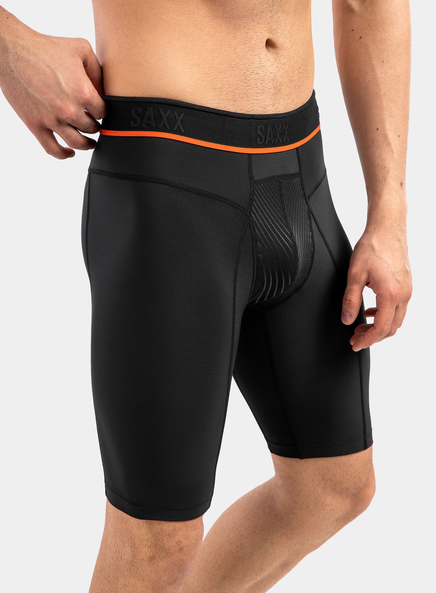 Боксери  SAXX Hyperdrive Long Leg - blackout
