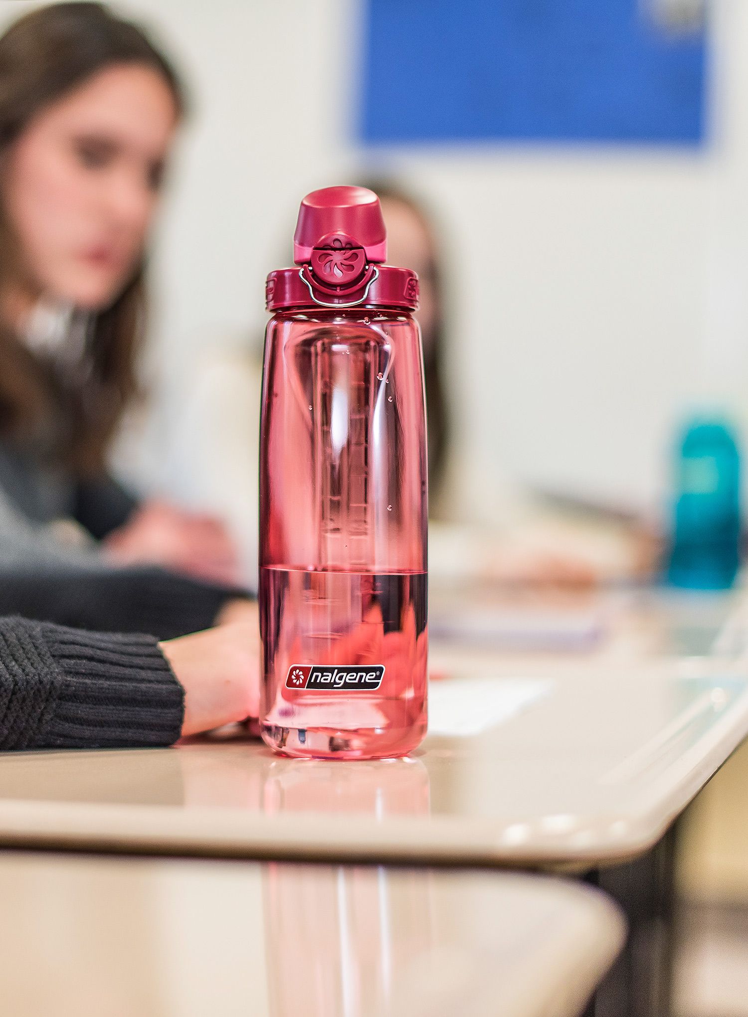 Пляшка туристична Nalgene On The Fly 24 oz (710 ml) - petal/beet