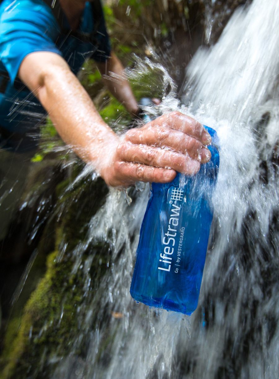 Пляшка туристична Lifestraw Go 2-stage 22 oz (650 ml) - blue