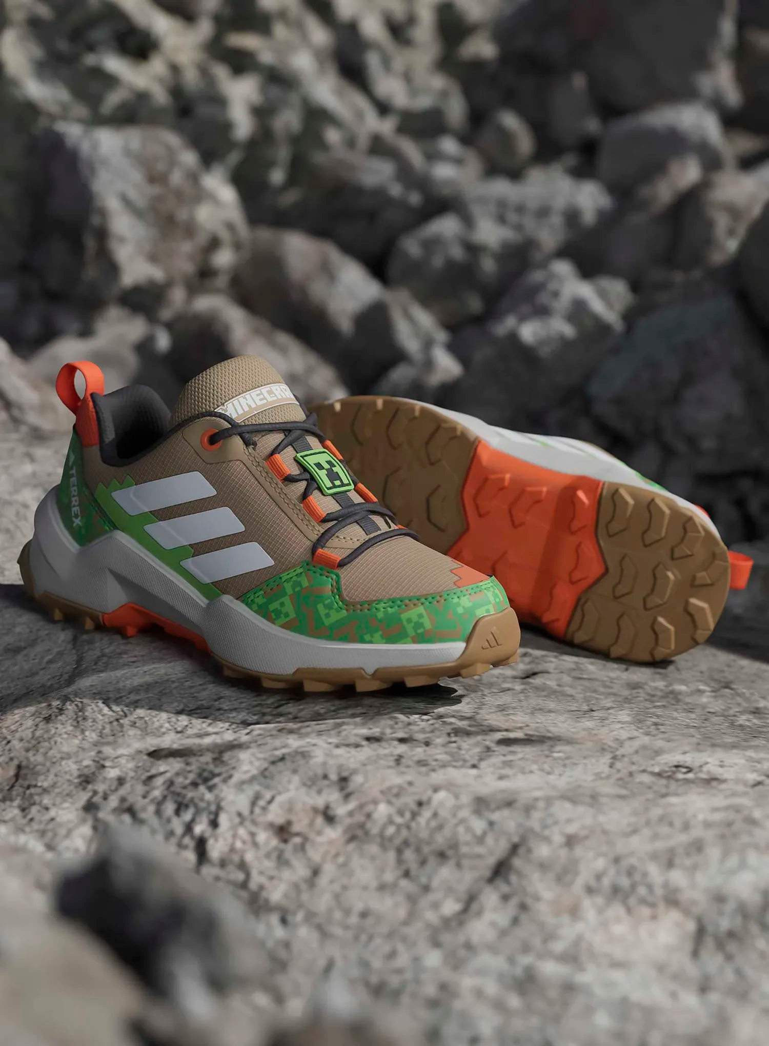 Черевики дитячі adidas TERREX Minecraft AX4R  - cardboard/white/impact orange