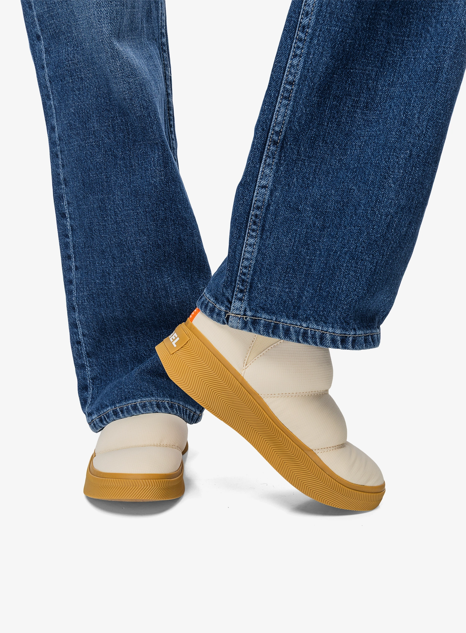 Черевики жіночі Sorel Out N About IV Mini Puffy - honey white/gum 16