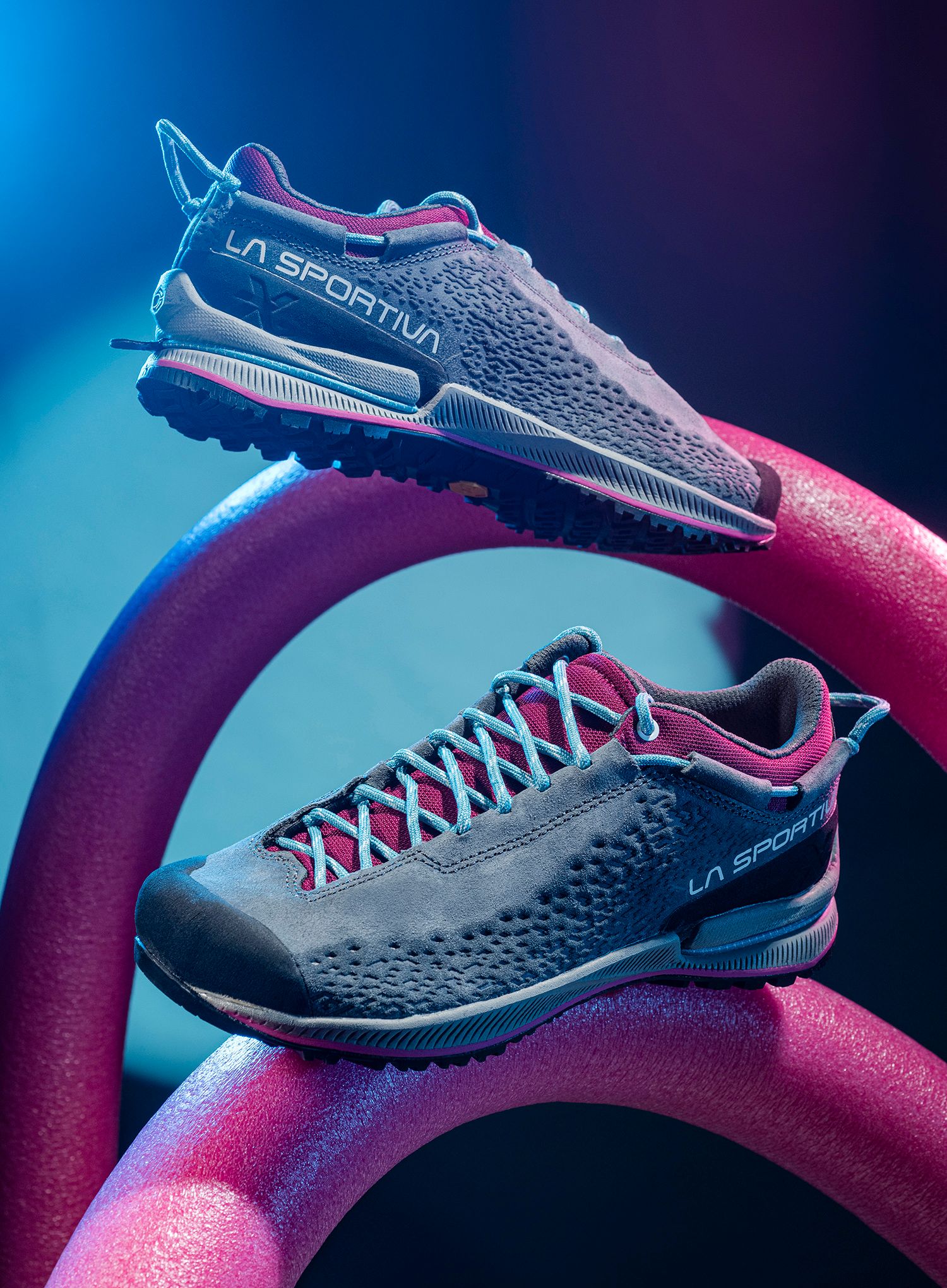 Черевики для походів жіночі La Sportiva TX2 Evo Leather - carbon/red plum