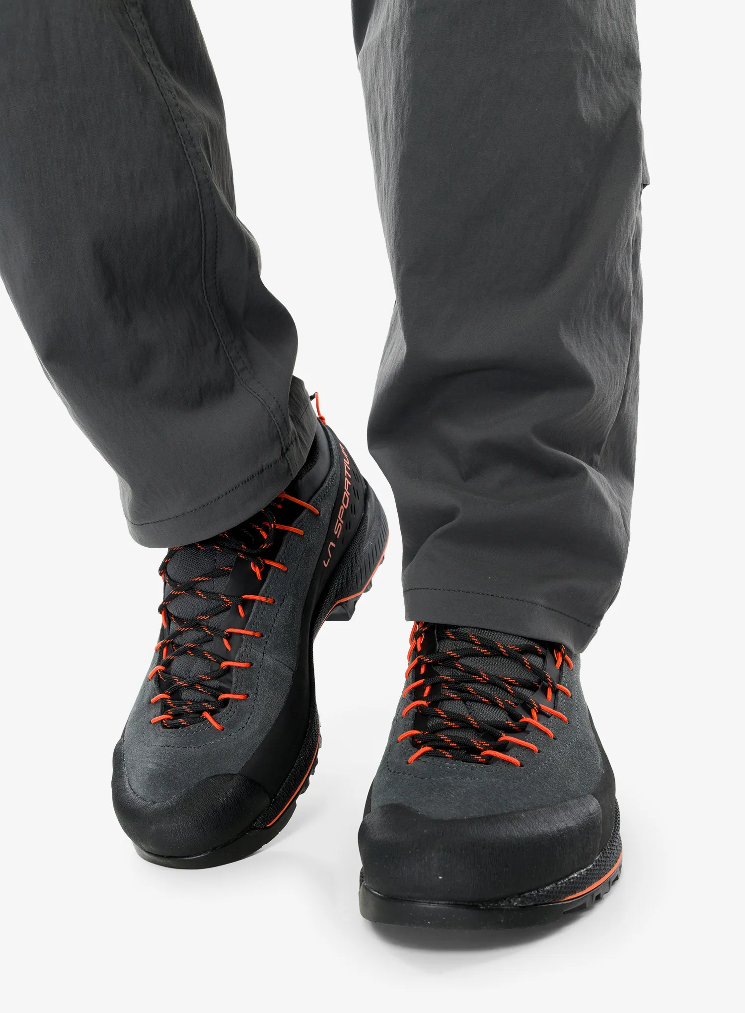 Черевики для походів La Sportiva TX4 Evo - carbon/cherry tomato