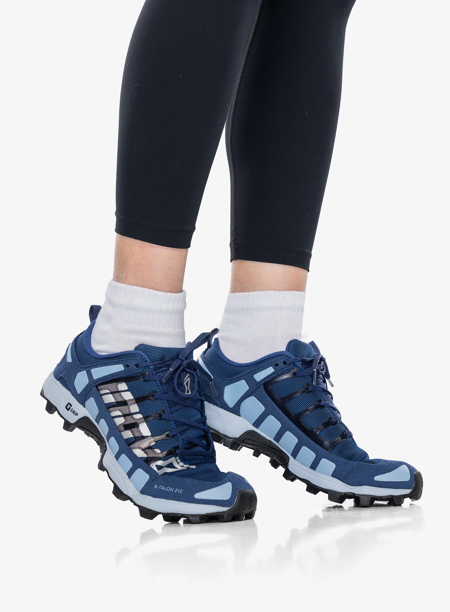 Черевики для трейлу жіночі Inov-8 X-Talon 212 V2 - blue/light blue