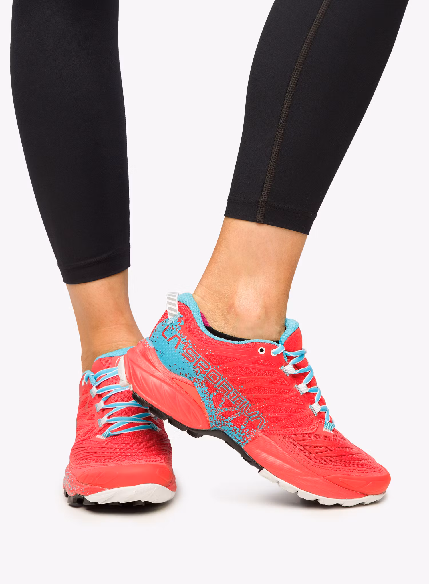 Черевики для трейлу жіночі La Sportiva Akasha II - hibiscus/malibu blue