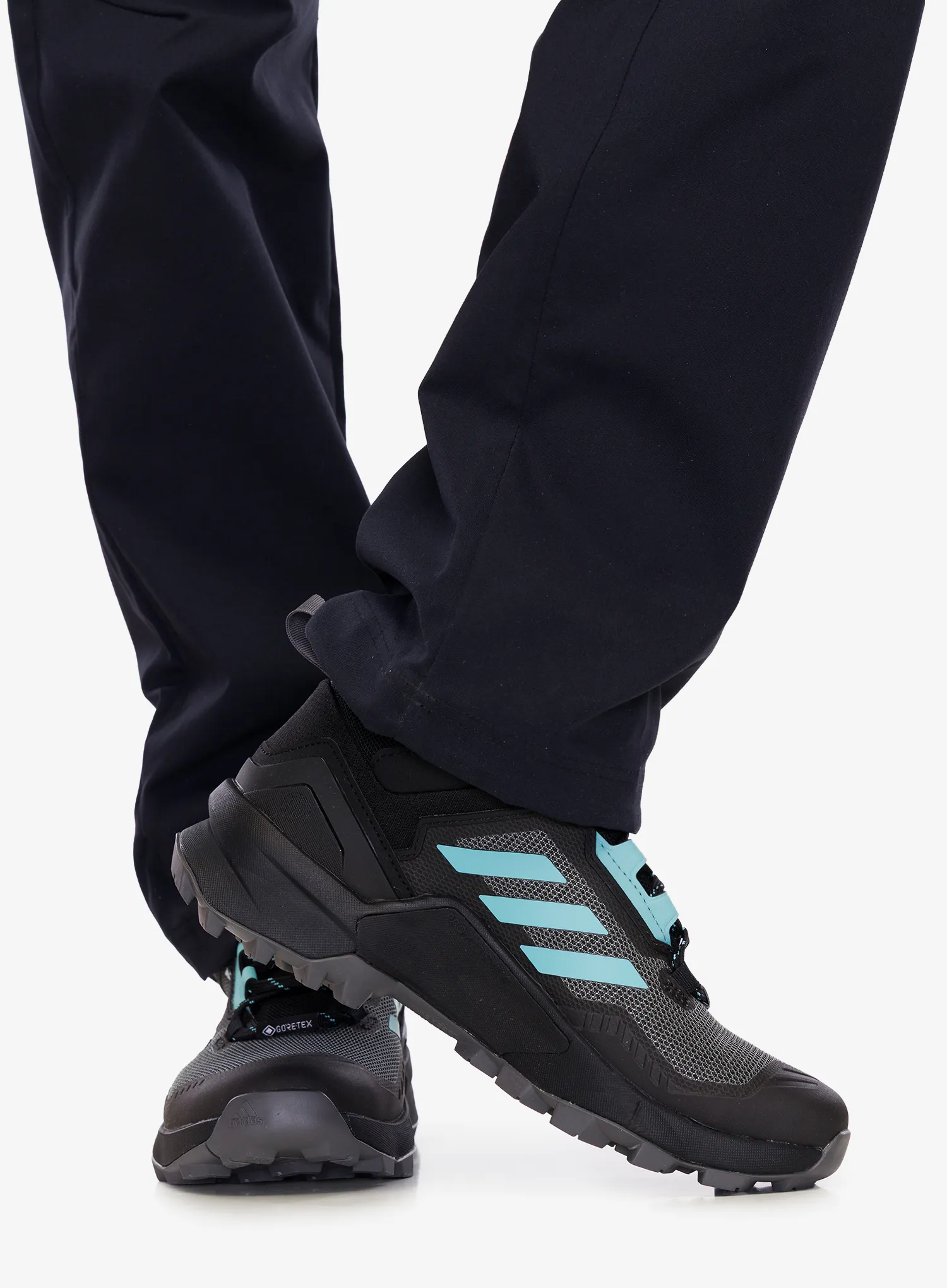 Черевики трекінгові жіночі adidas TERREX Swift R3 Mid GTX - cblack/minton/grefiv
