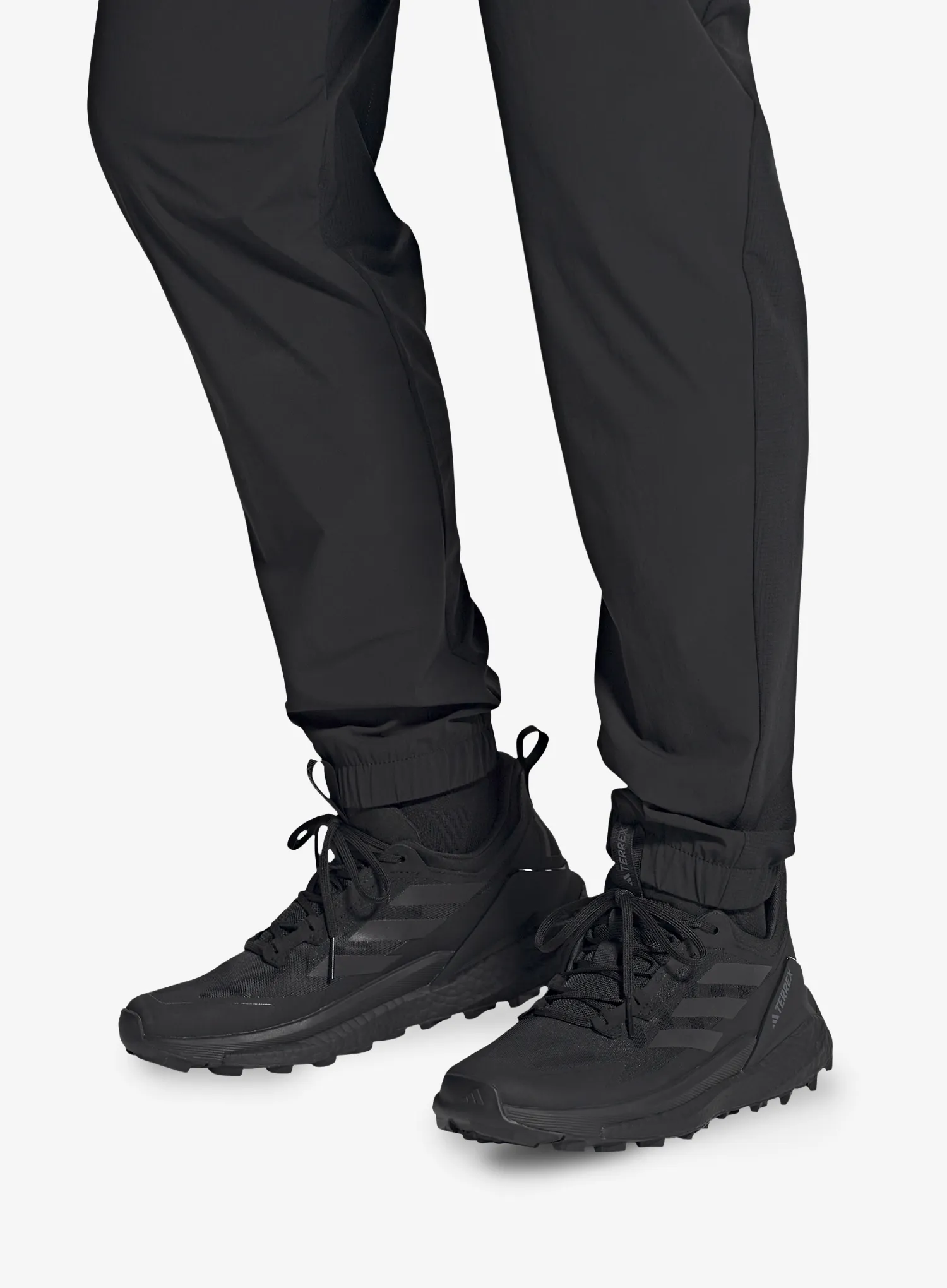 Черевики туристичні низькі adidas TERREX Free Hiker 2 Low - core black/core blk/grey four