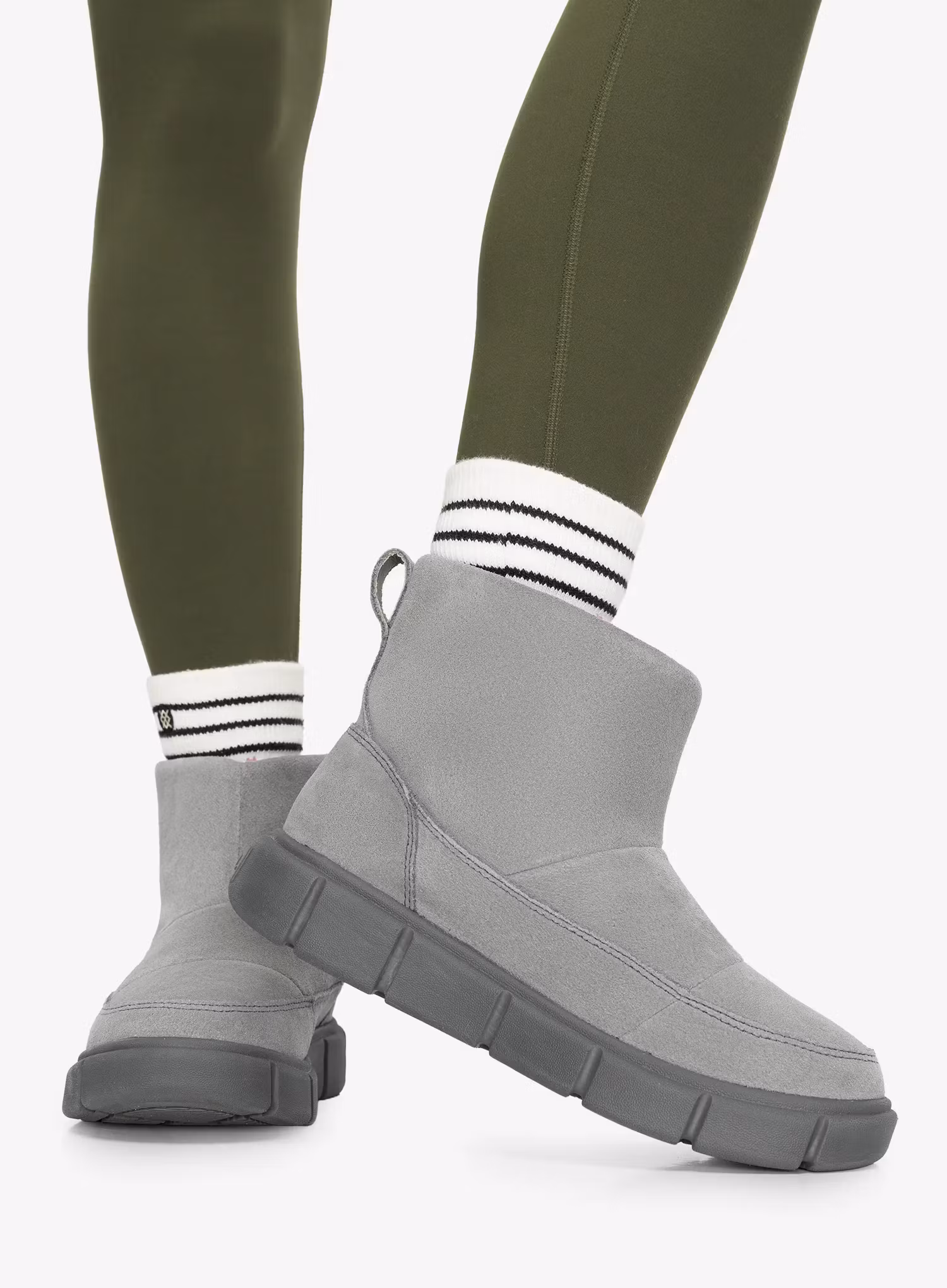 Черевики зимові жіночі Sorel Explorer III Slip-On WP - quarry/sea salt
