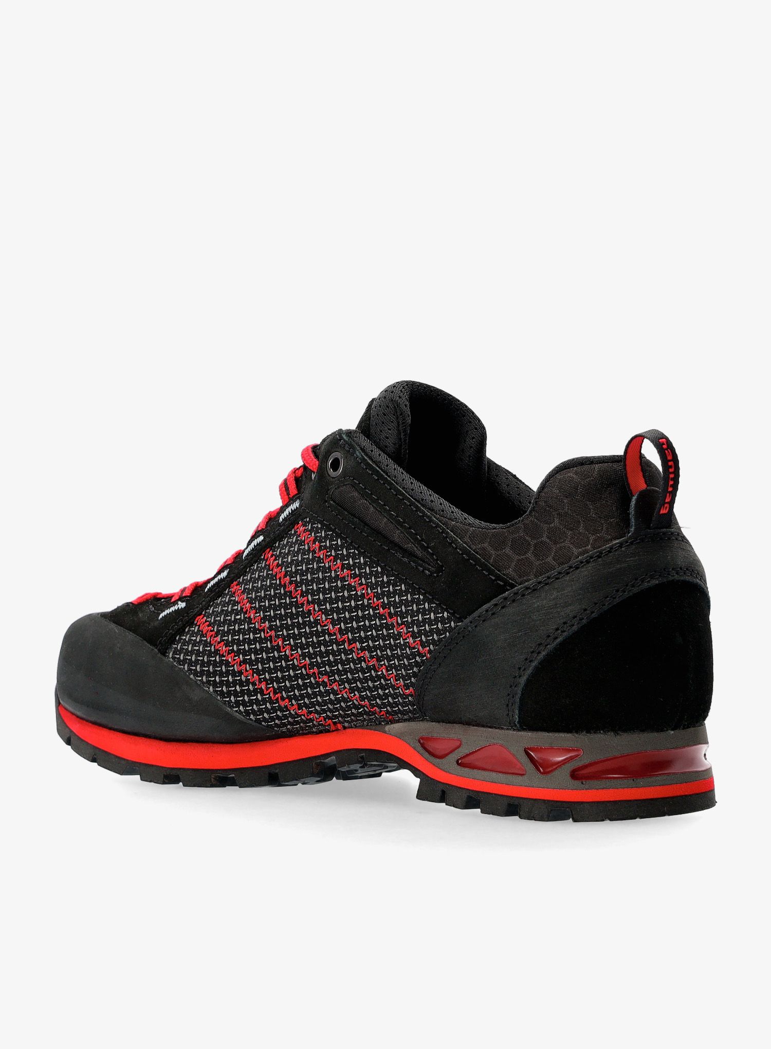 Черевики для походів Hanwag Makra Low GTX - black