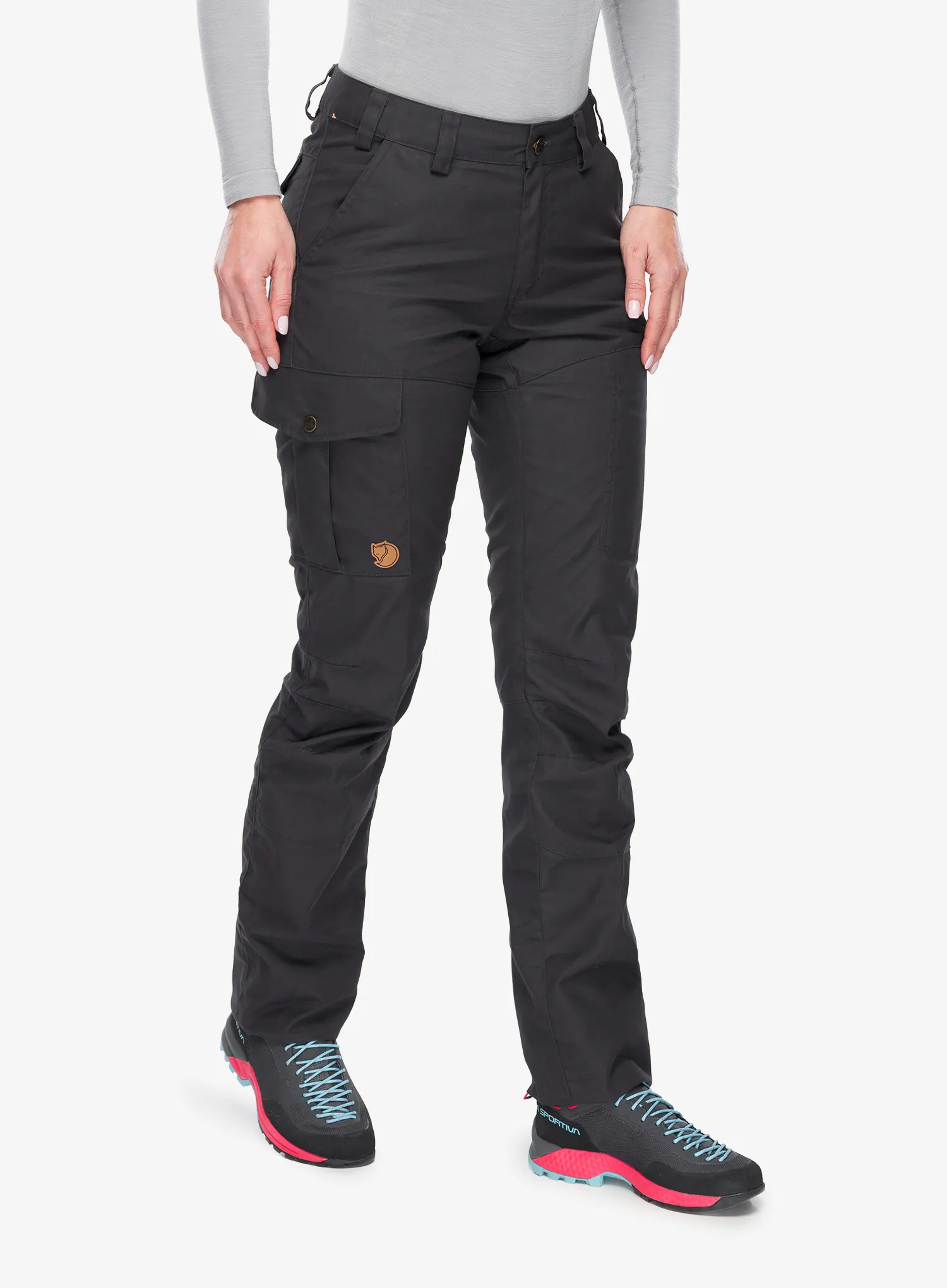 FjallravenKarlaProTrousers_darkgrey7323450168667a.webp