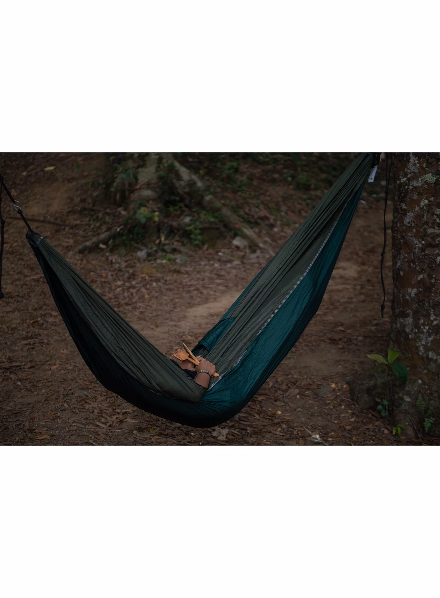 Гамак туристичний Ticket To The Moon King Size Hammock - dark green/leaf green