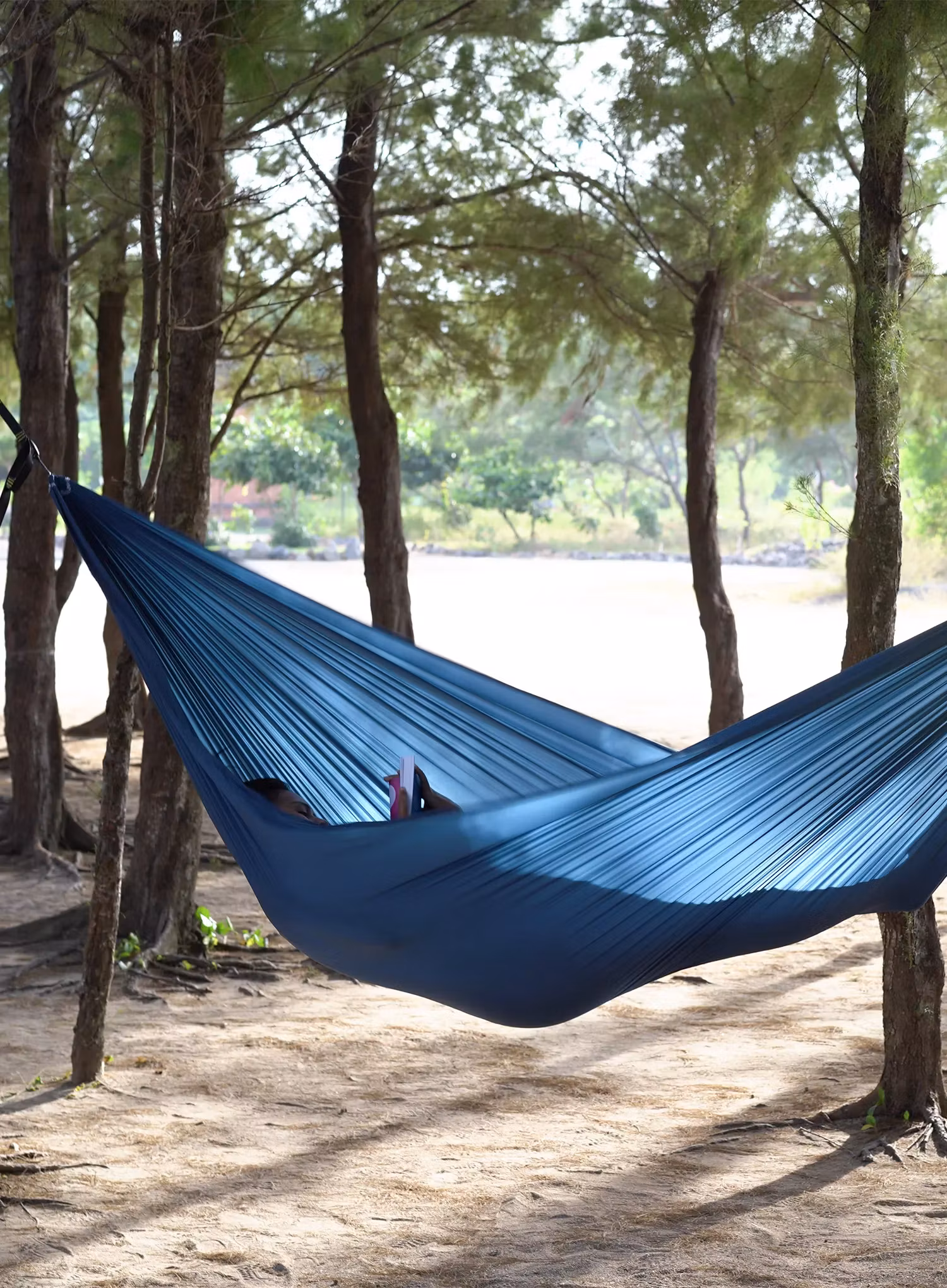 Гамак туристичний Ticket To The Moon Lightest Hammock - navy blue