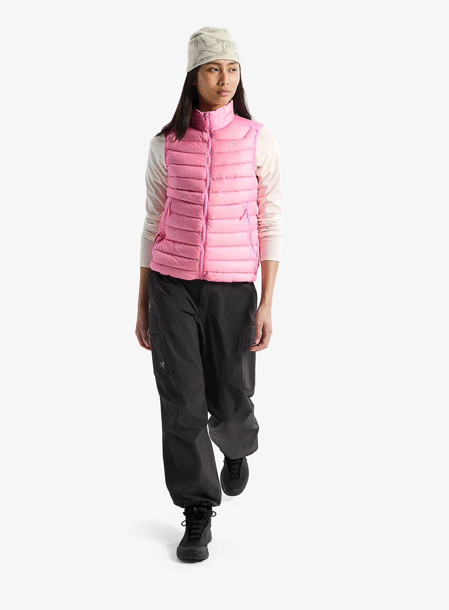 Жилет жіночий Arcteryx Cerium Vest - pineberry