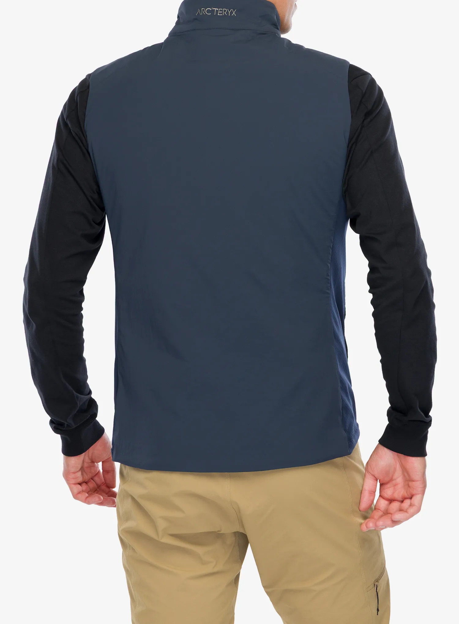 Жилет утеплений Arcteryx Atom Vest - black sapph