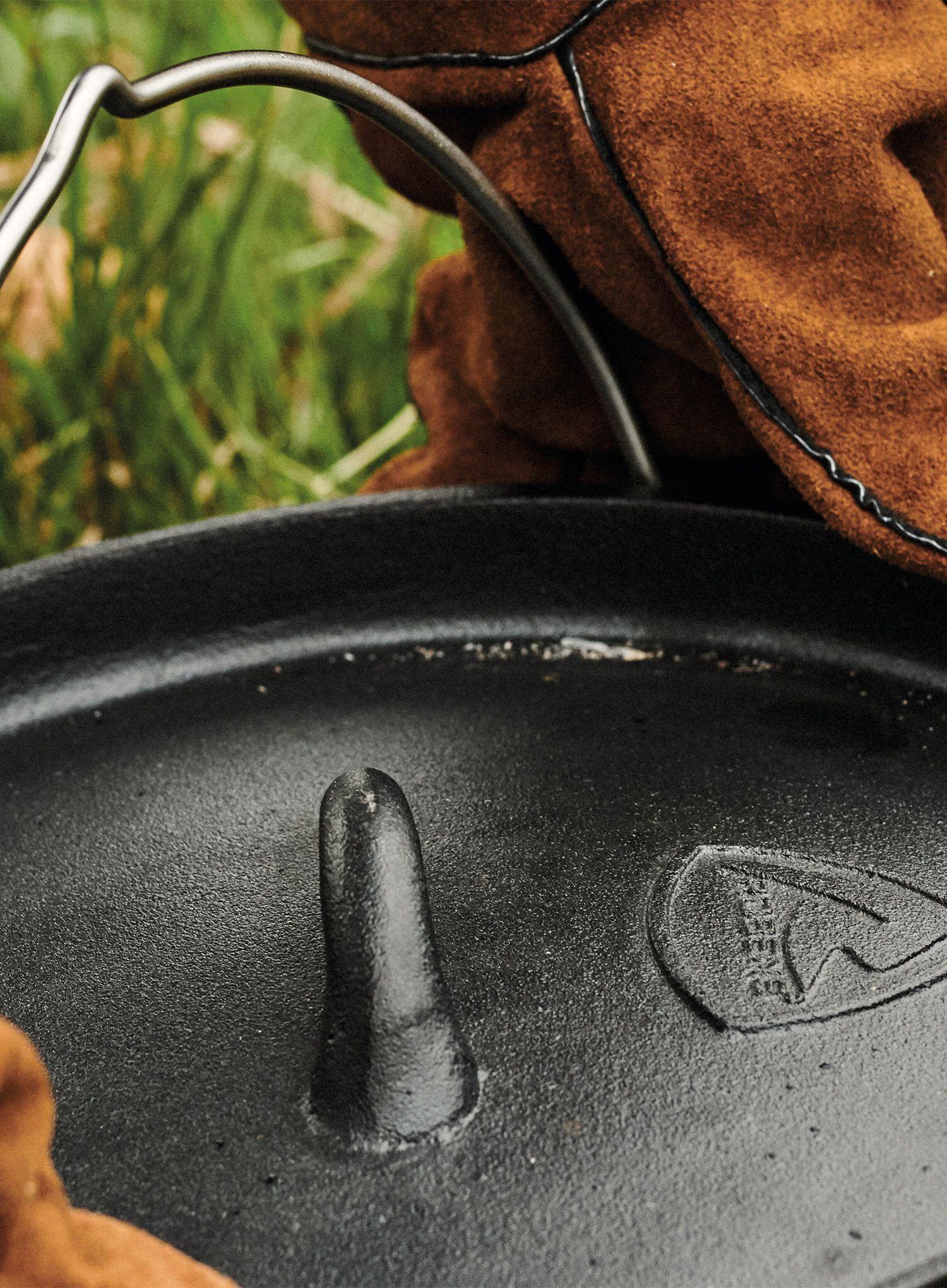 Казанок Robens Carson Dutch Oven 8,2 L - black
