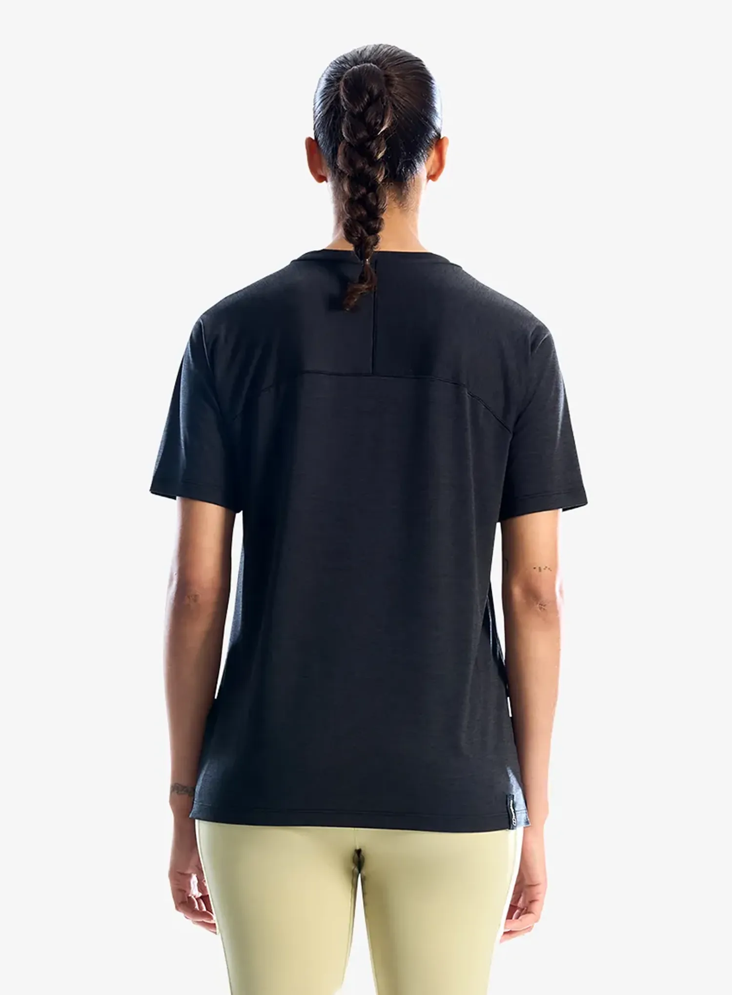 Футболка жіноча Berghaus Ivyhill Light Tech Tee Af - jet black