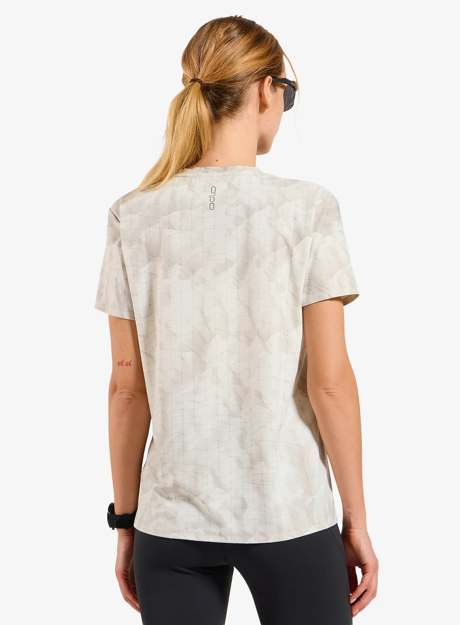 Футболка для бігу жіноча Odlo Zeroweight Chill-Tec Print Crew Neck S/S - gardenia