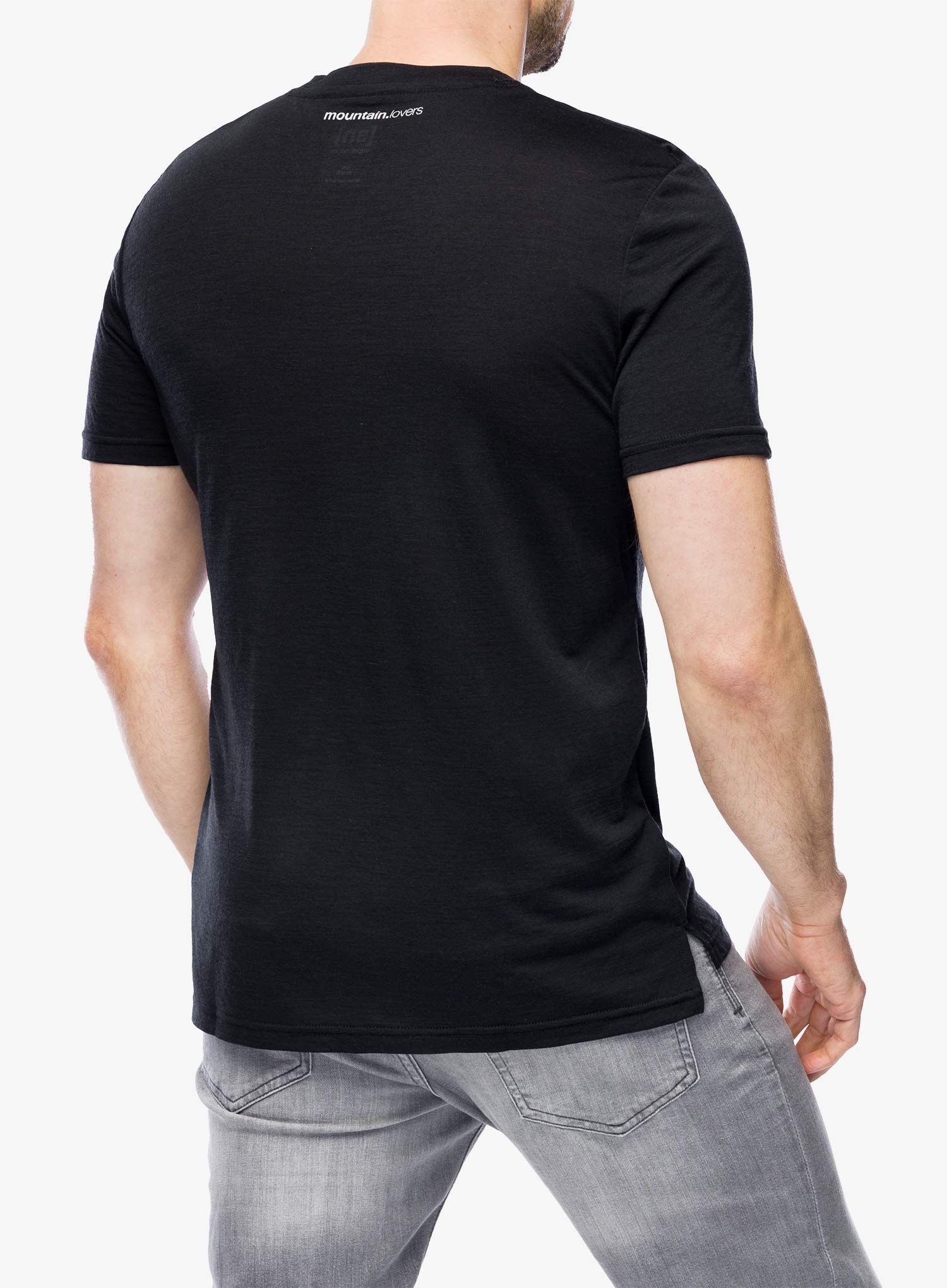 Футболка з мериноса Super.natural Carabineri Tee - jet black/vapor grey