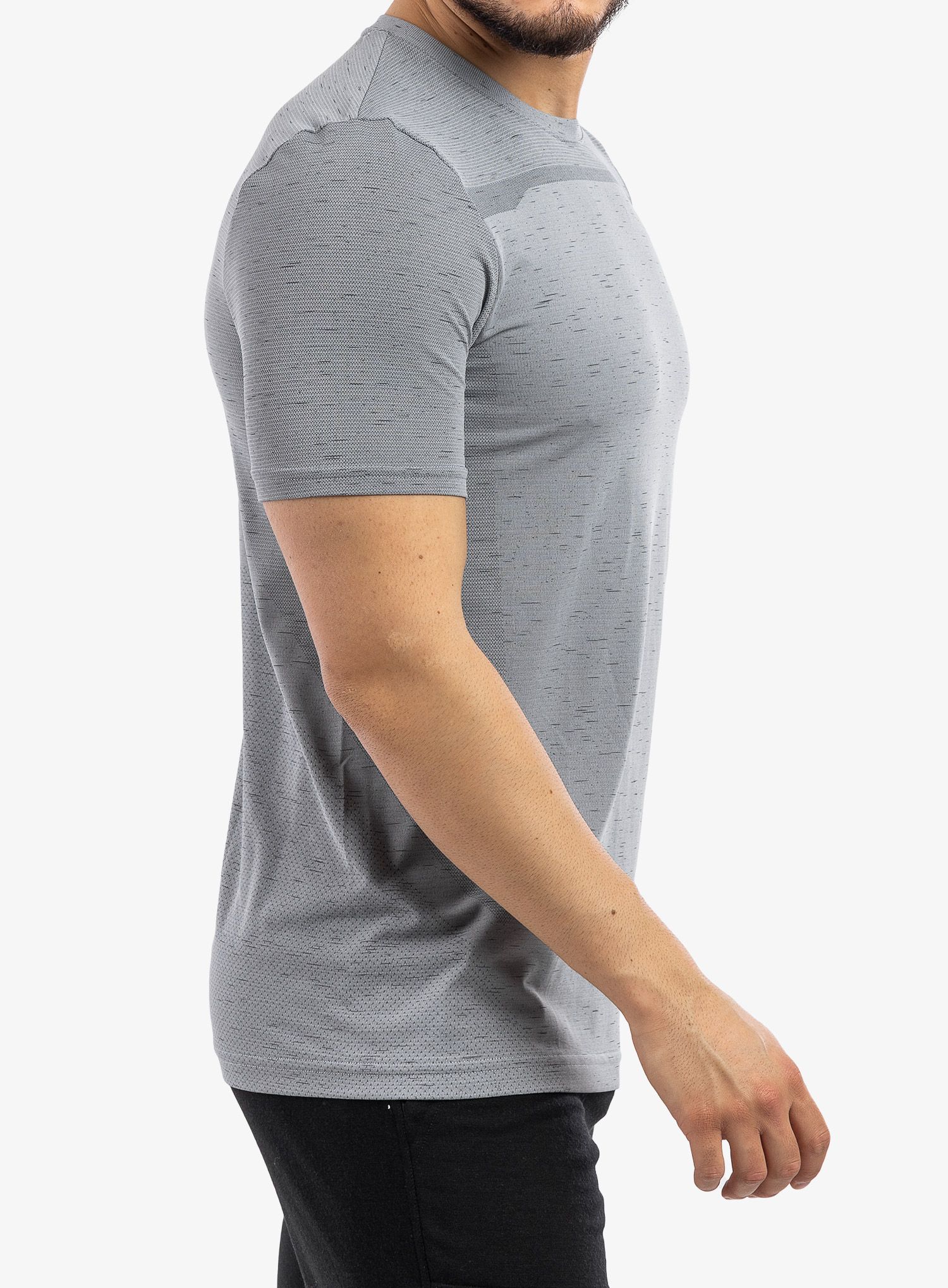 Футболка для тренувань Under Armour UA Seamless Short Sleeve - mod gray/black