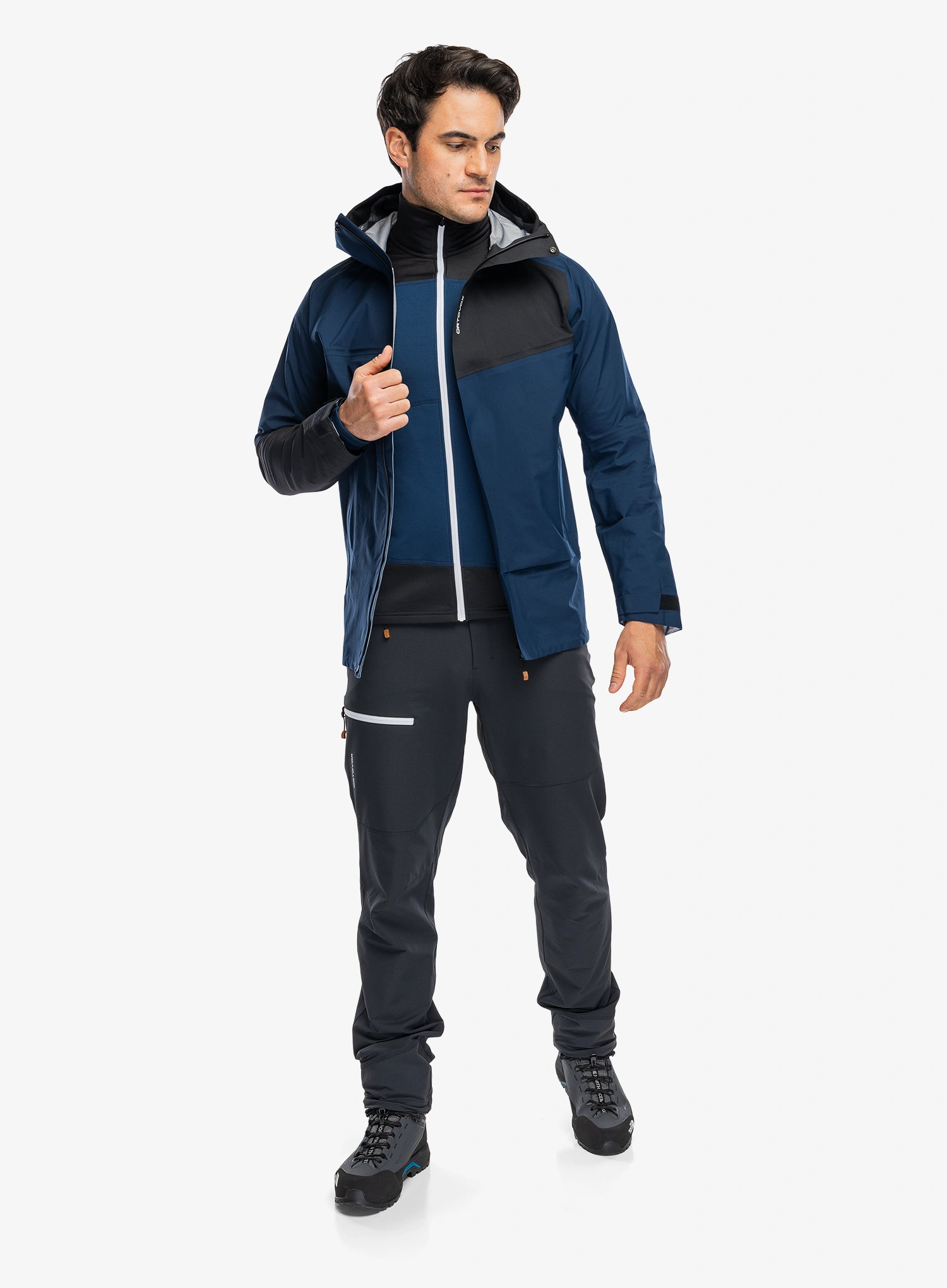 Куртка дощовик Ortovox Seceda 3L Jacket - deep ocean
