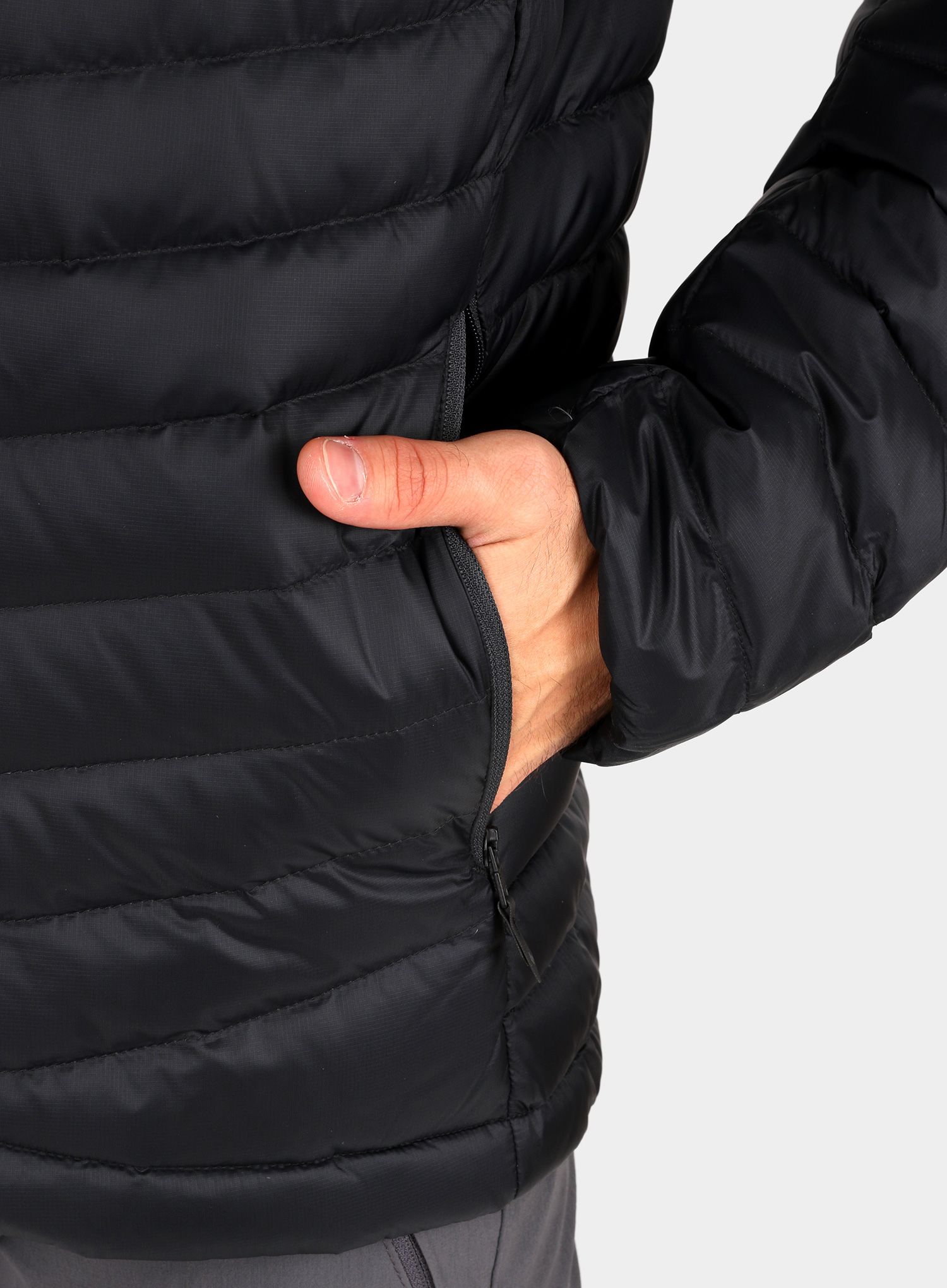 Пуховик Black Diamond Access Down Hoody - black