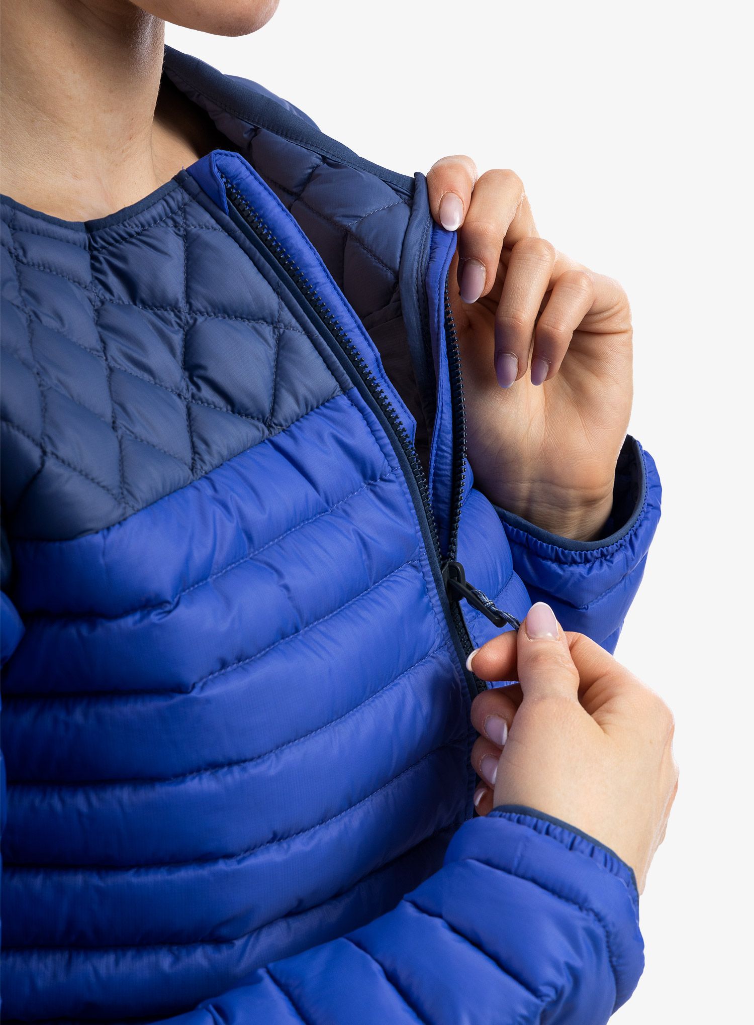 Пуховик жіноча Patagonia AlpLight Down Pullover - float blue