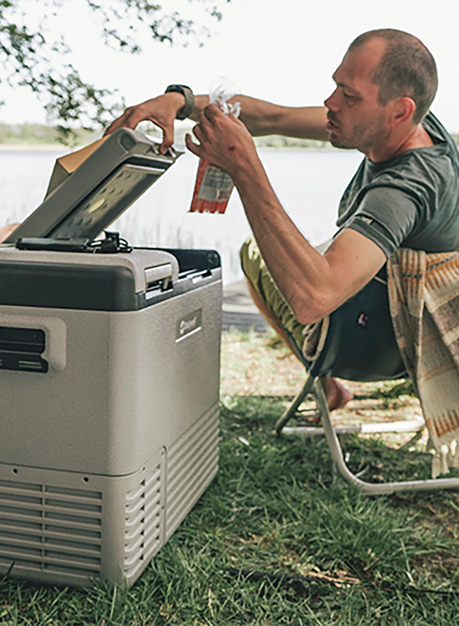 Холодильник туристичний Outwell Arctic Chill 41 Dual Zone