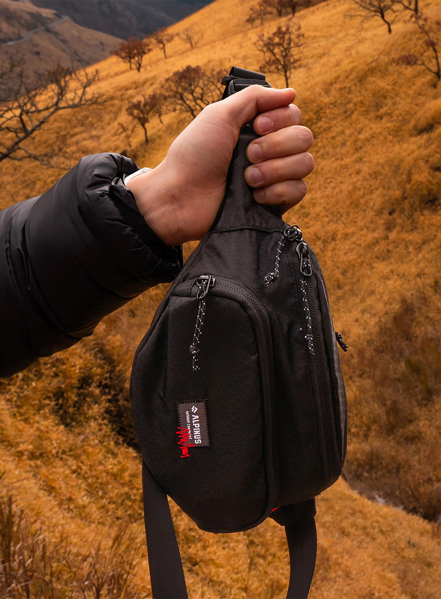 Сумка поясна Alpinus Nymbodia - black