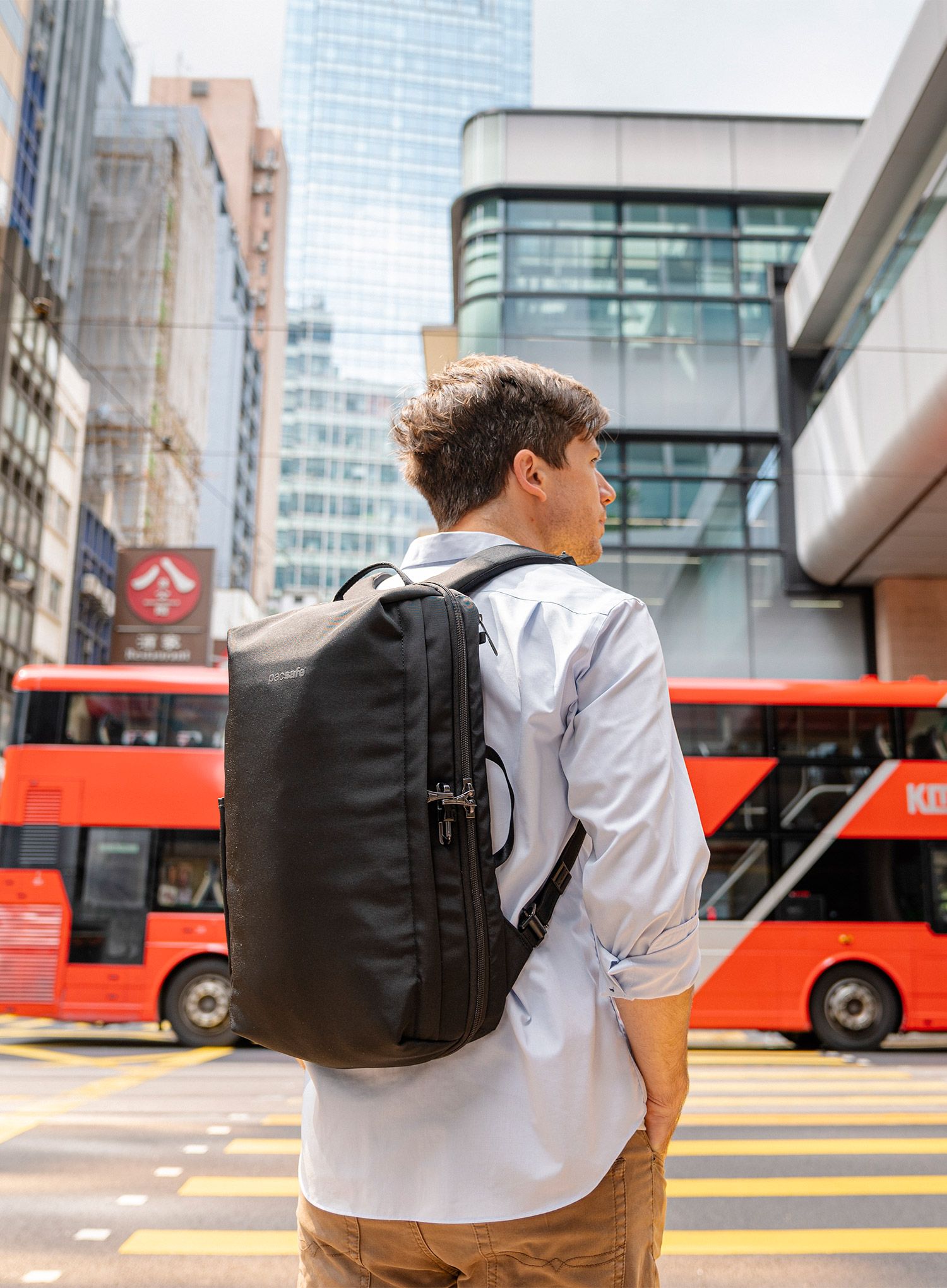 Рюкзак міський Pacsafe X 16 Commuter Backpack - black
