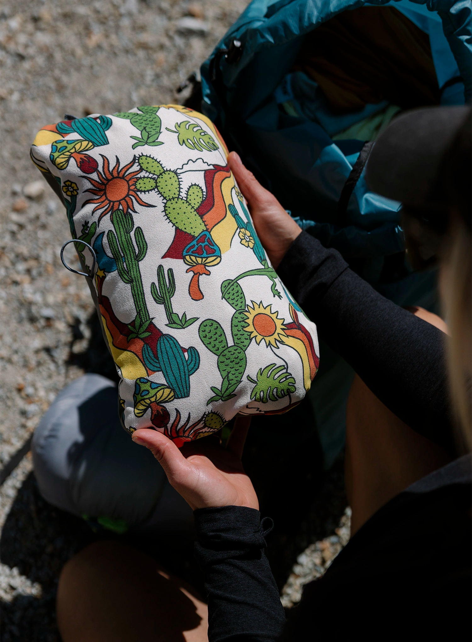 Подушка туристична Therm a Rest Compressible Pillow Cinch R - desert