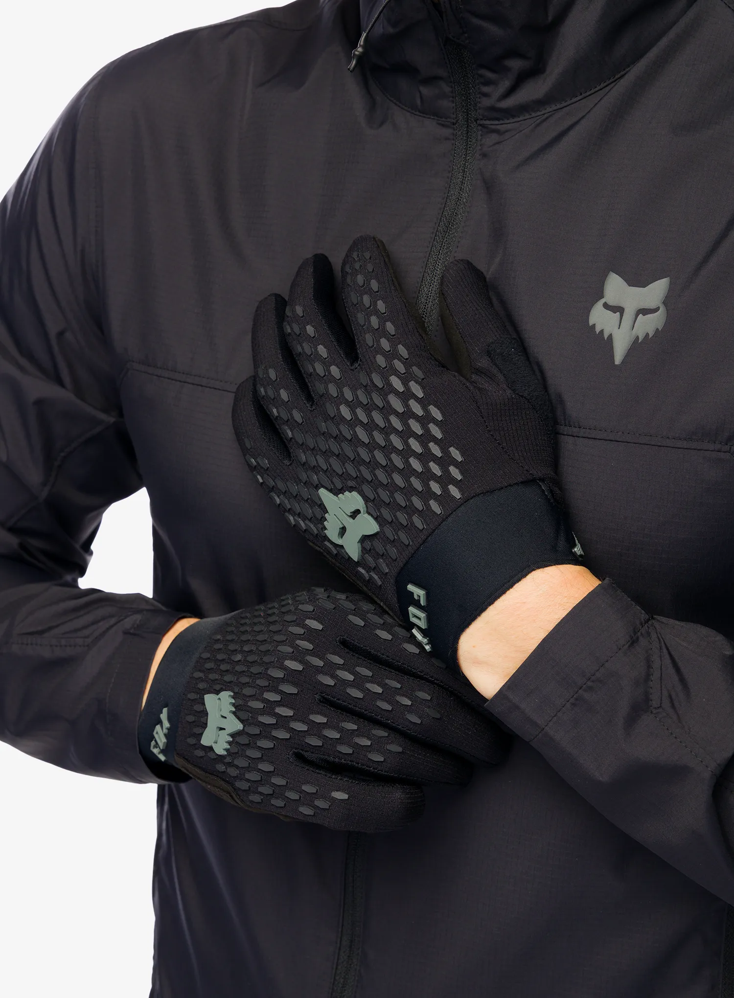 Велосипедні рукавиці Fox Defend Glove - black