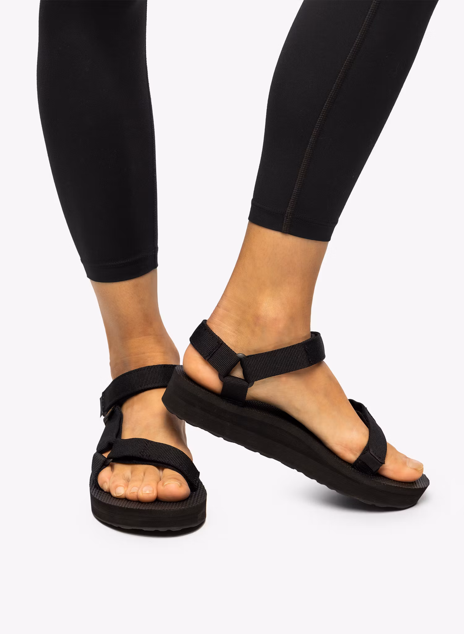 Сандалі жіночі Teva Midform Universal - black