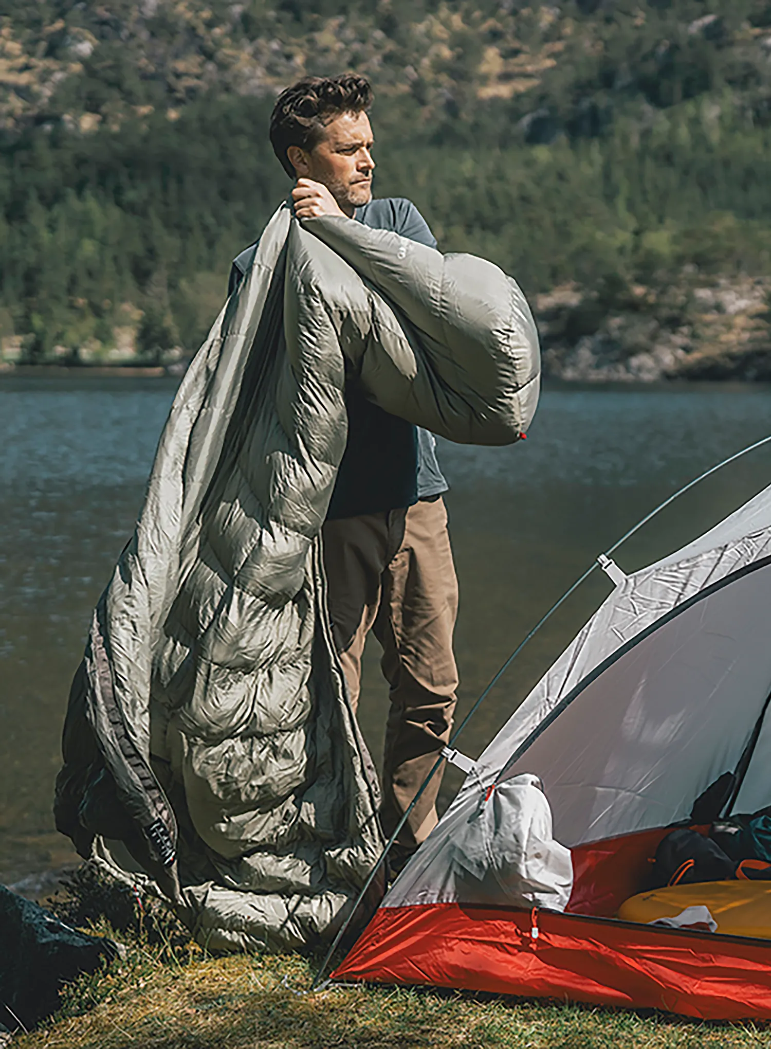 Спальний мішок синтетичний Robens Gully 900 -10C Regular (180 cm) - green