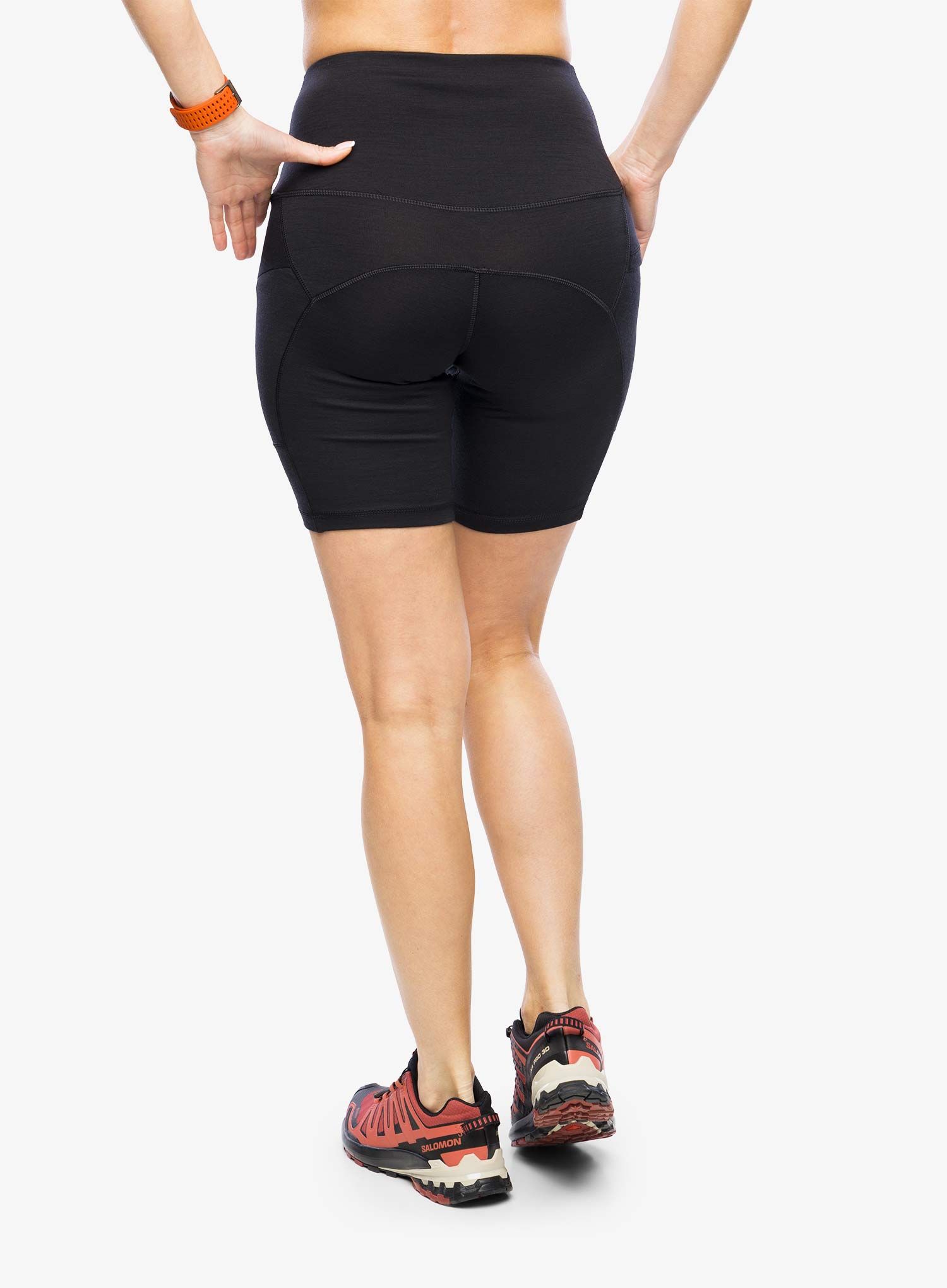 Шорти жіночі Super.natural Alpine Active Short - jet black
