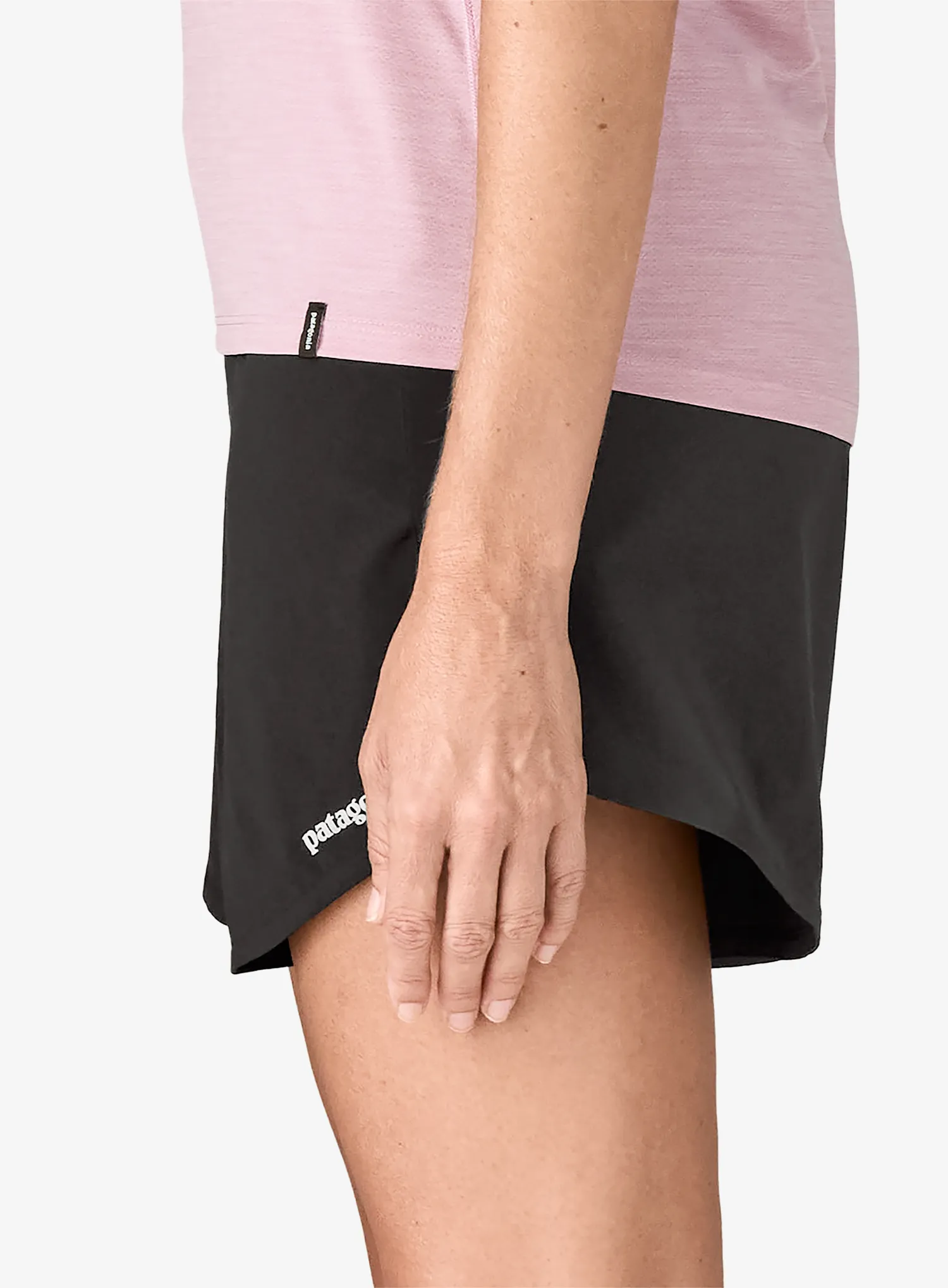 Шорти для бігу жіночі Patagonia Trailfarer Shorts 4 1/2 - black