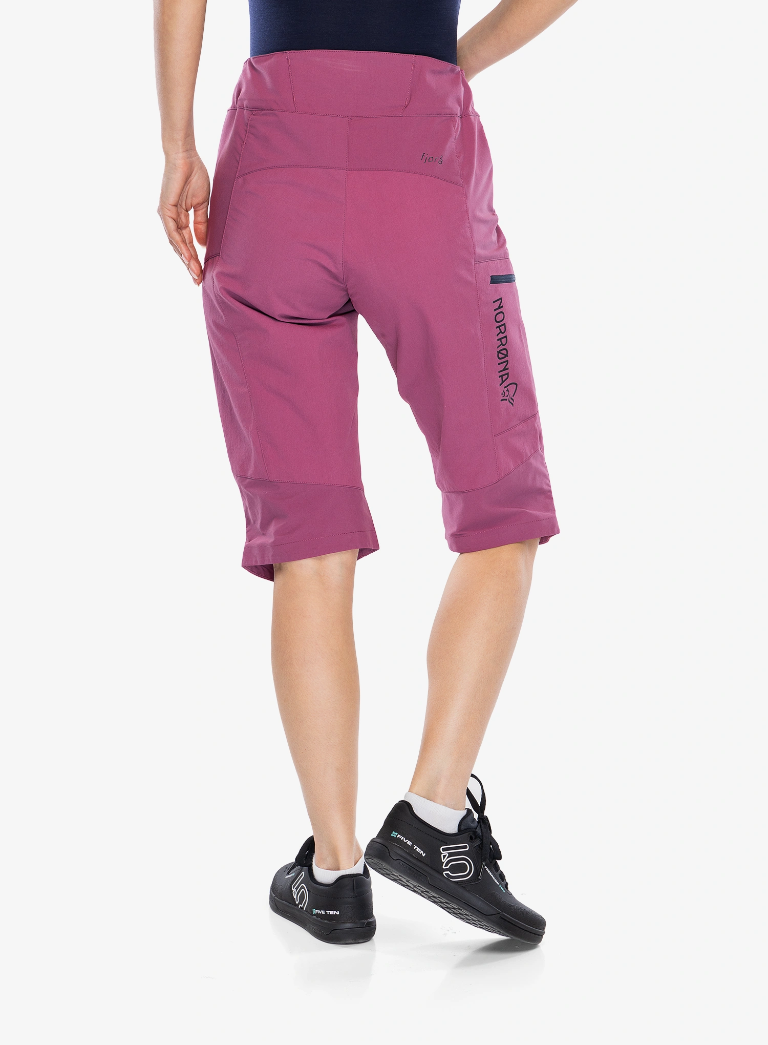 Жіноча велошорти Norrona Fjora Flex1 Shorts - violet quartz