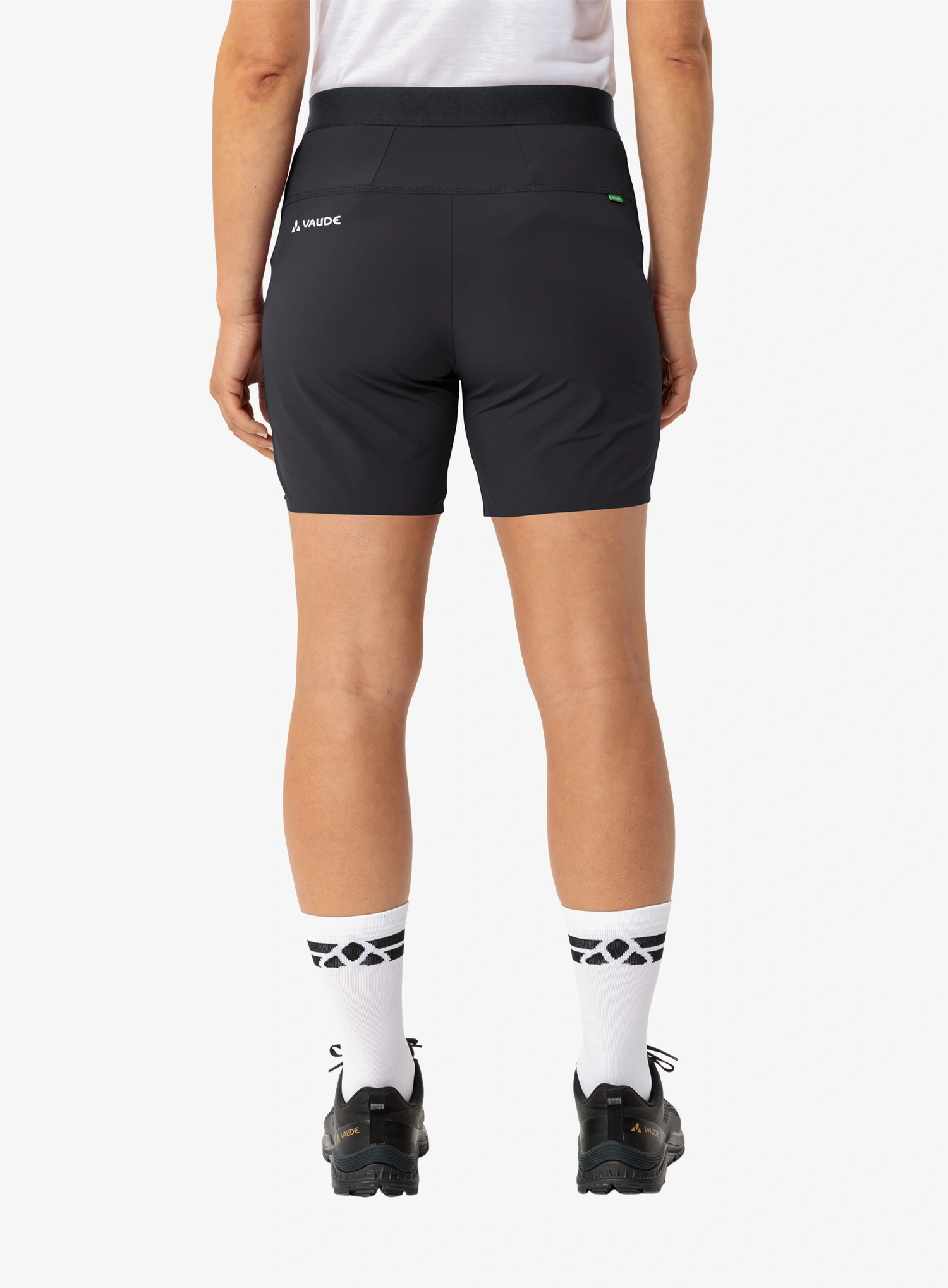 Шорти туристичні жіночі Vaude Scopi LW Shorts II - black/black