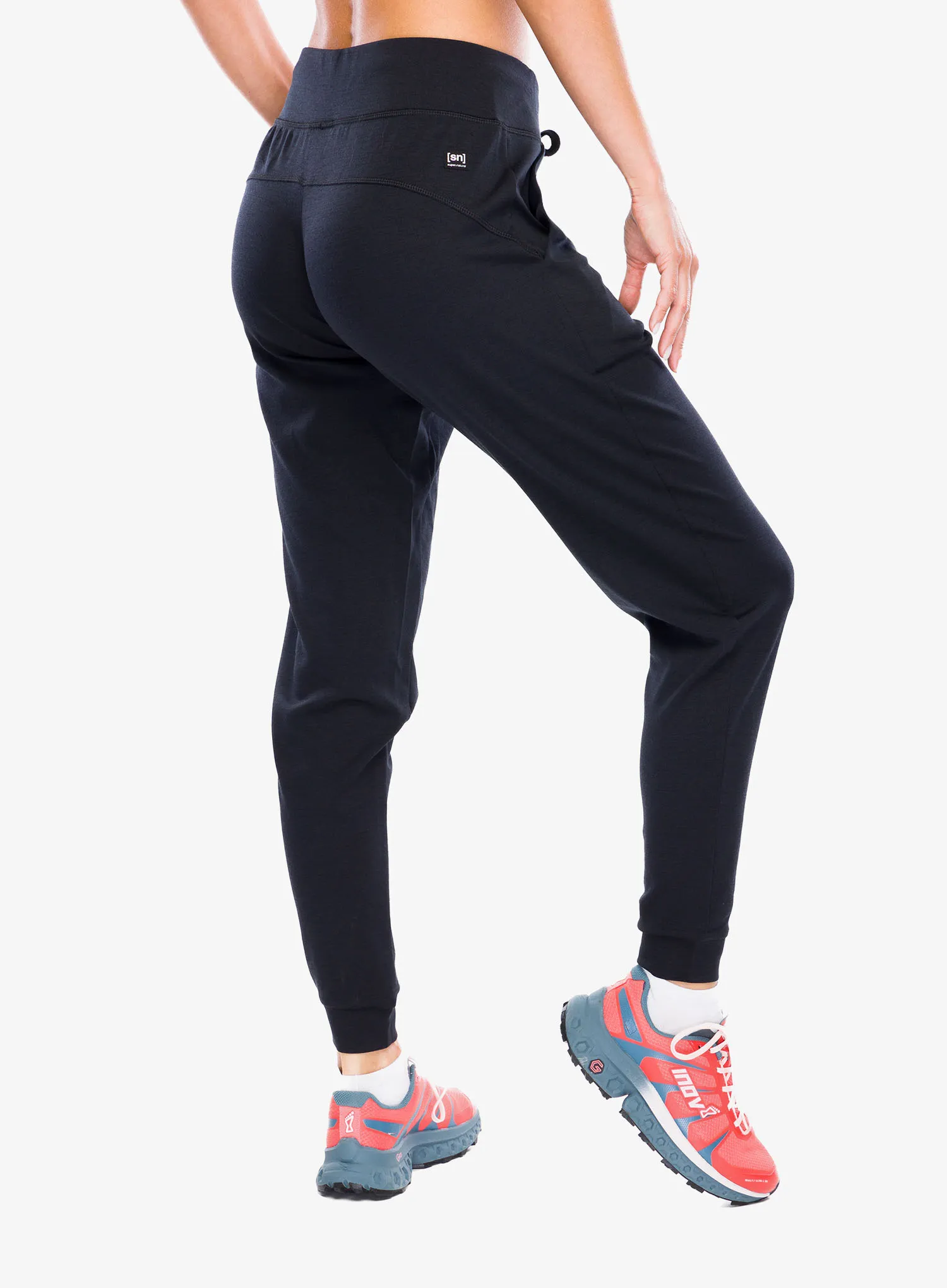 Штани жіночі Super.natural Yobo Pants - jet black
