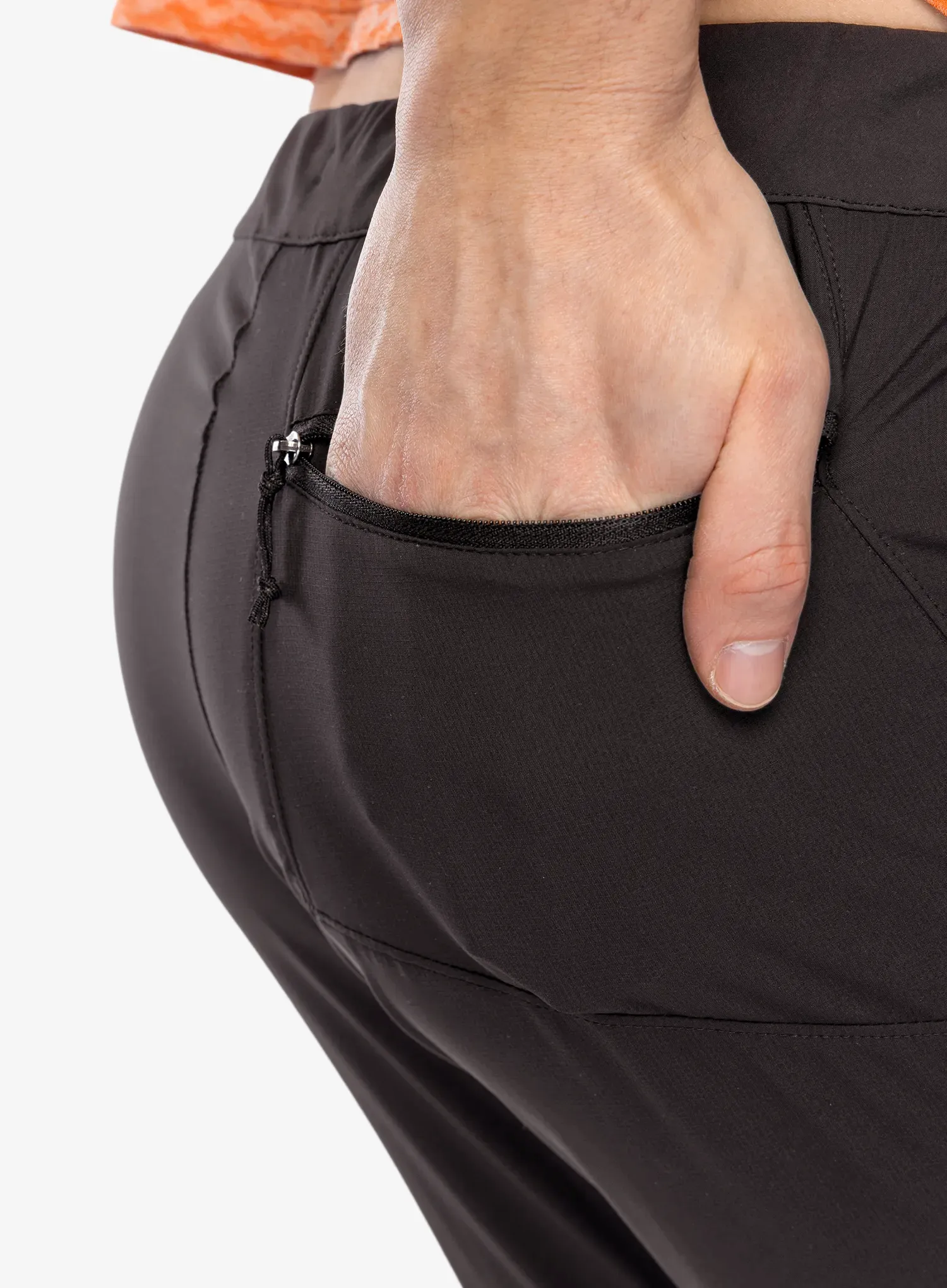 Штани для бігу Patagonia Terrebonne Joggers - black/black