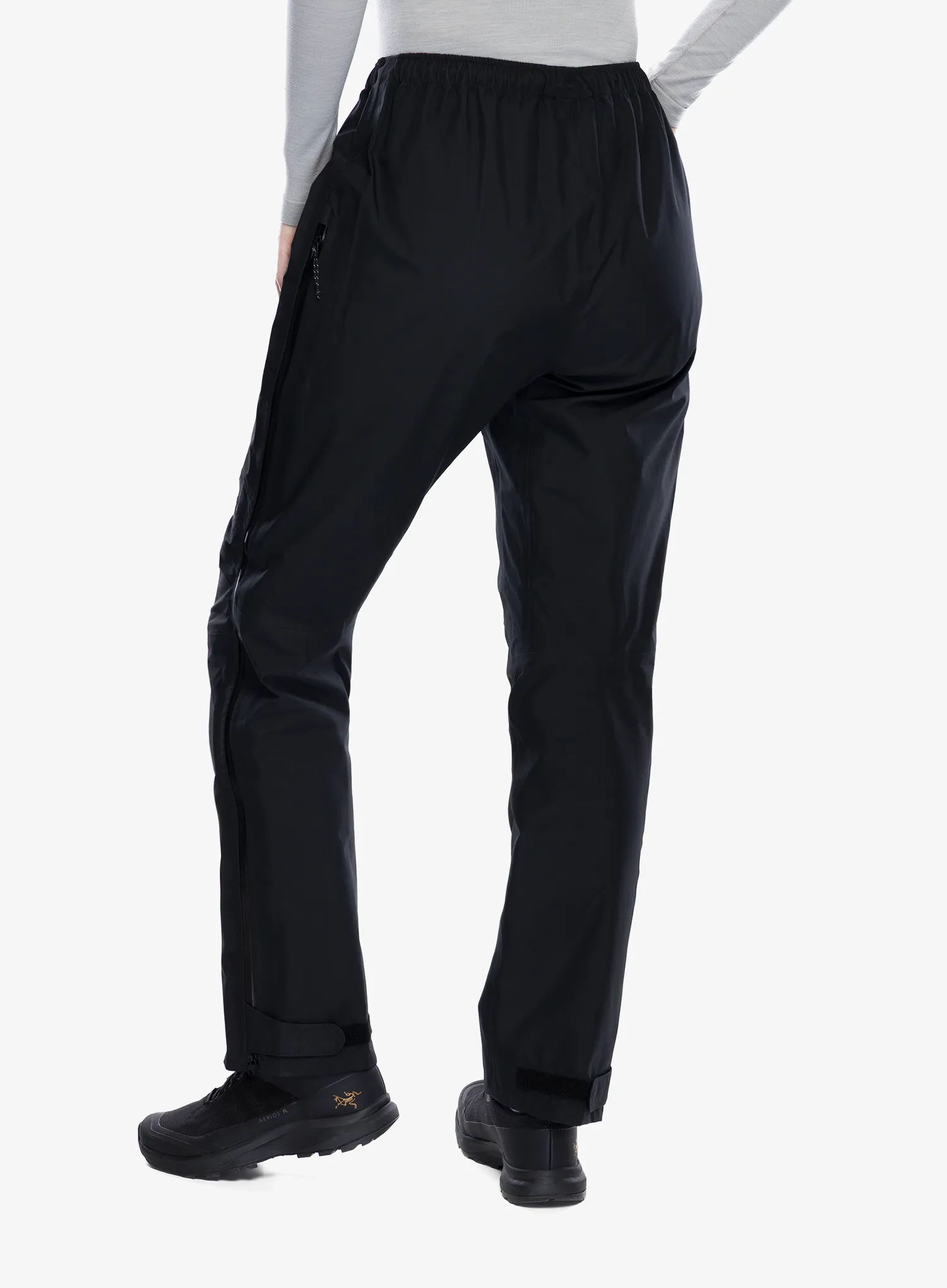 Штани GORE-TEX жіночі Mountain Equipment Makalu Pant - black/black