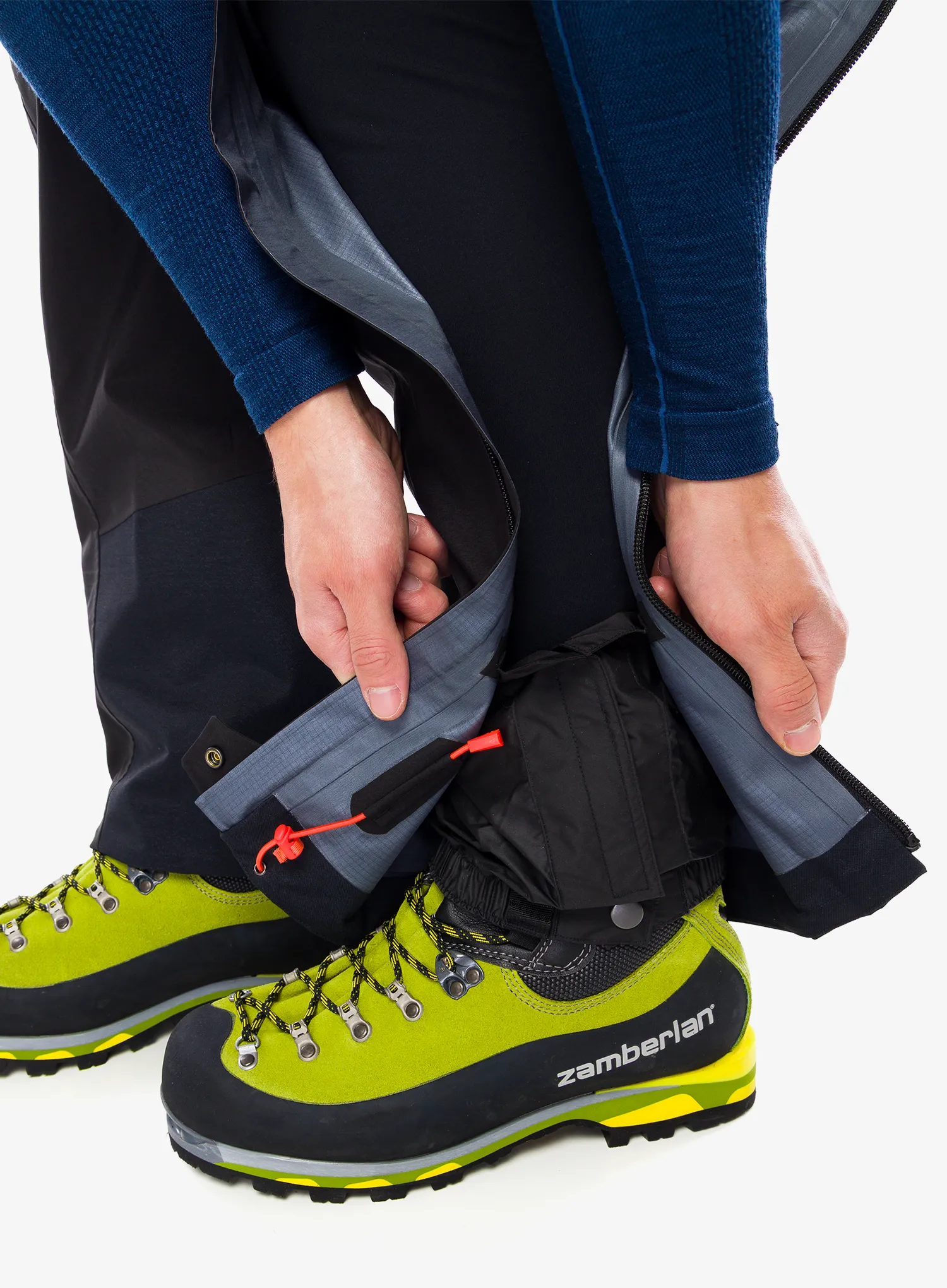 Штани трекінгові Patagonia Pluma PRO Bibs - black