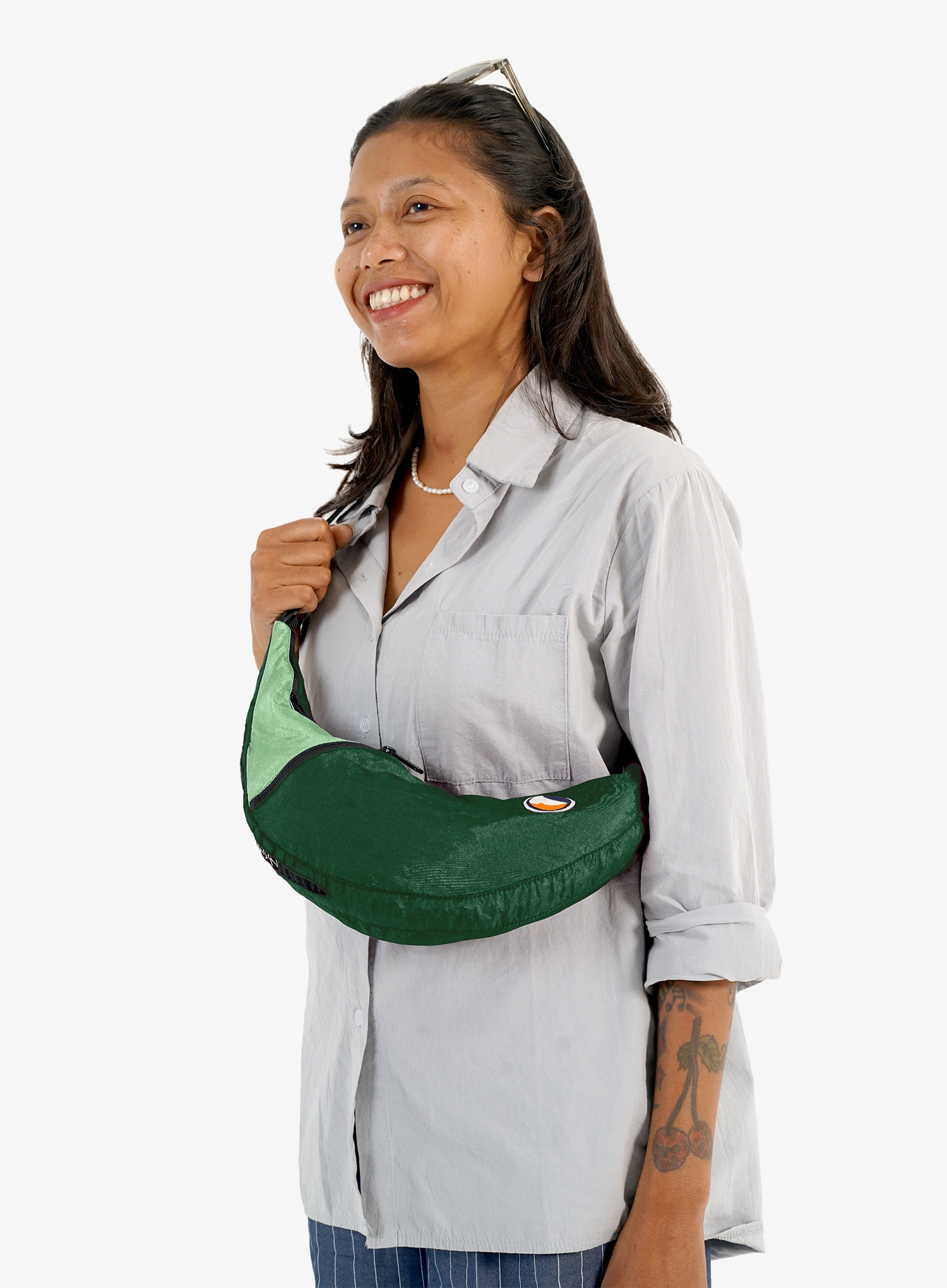 Сумка Ticket To The Moon Upcycled Sling Bag - dark green/jade green